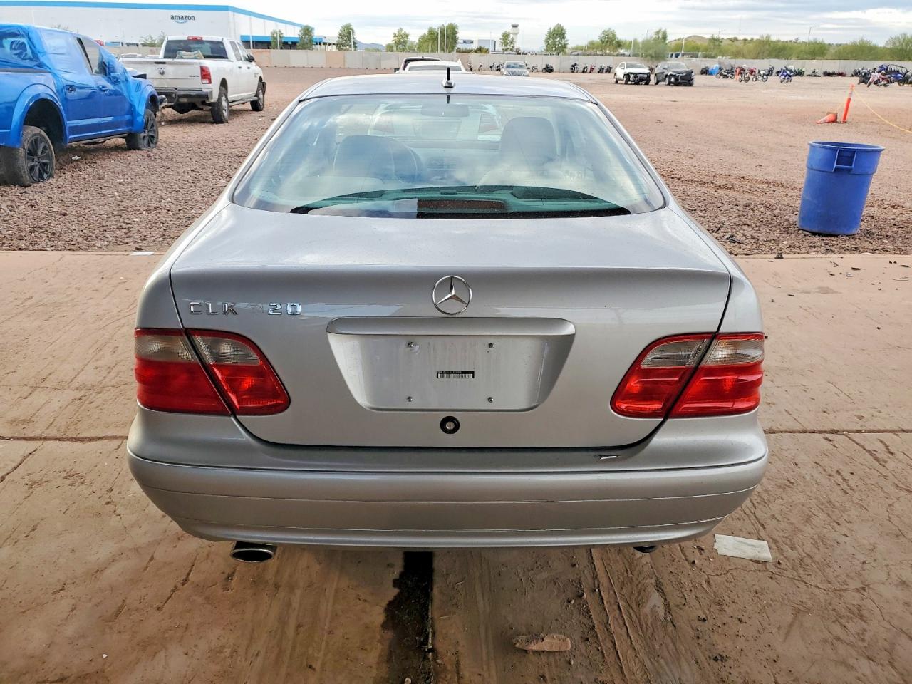 2002 Mercedes-benz Clk 320 Silver vin: WDBLJ65G12T109084