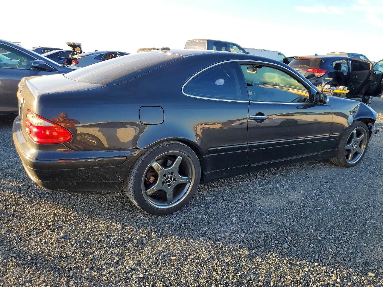 2002 Mercedes-benz Clk 320 Charcoal vin: WDBLJ65G12T120070