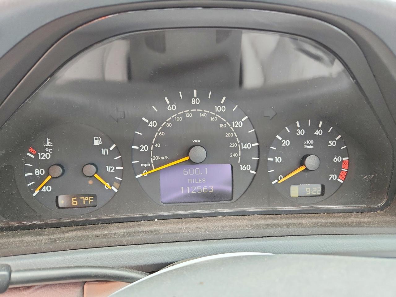 2002 Mercedes-benz Clk 320 Black vin: WDBLJ65G22F198128
