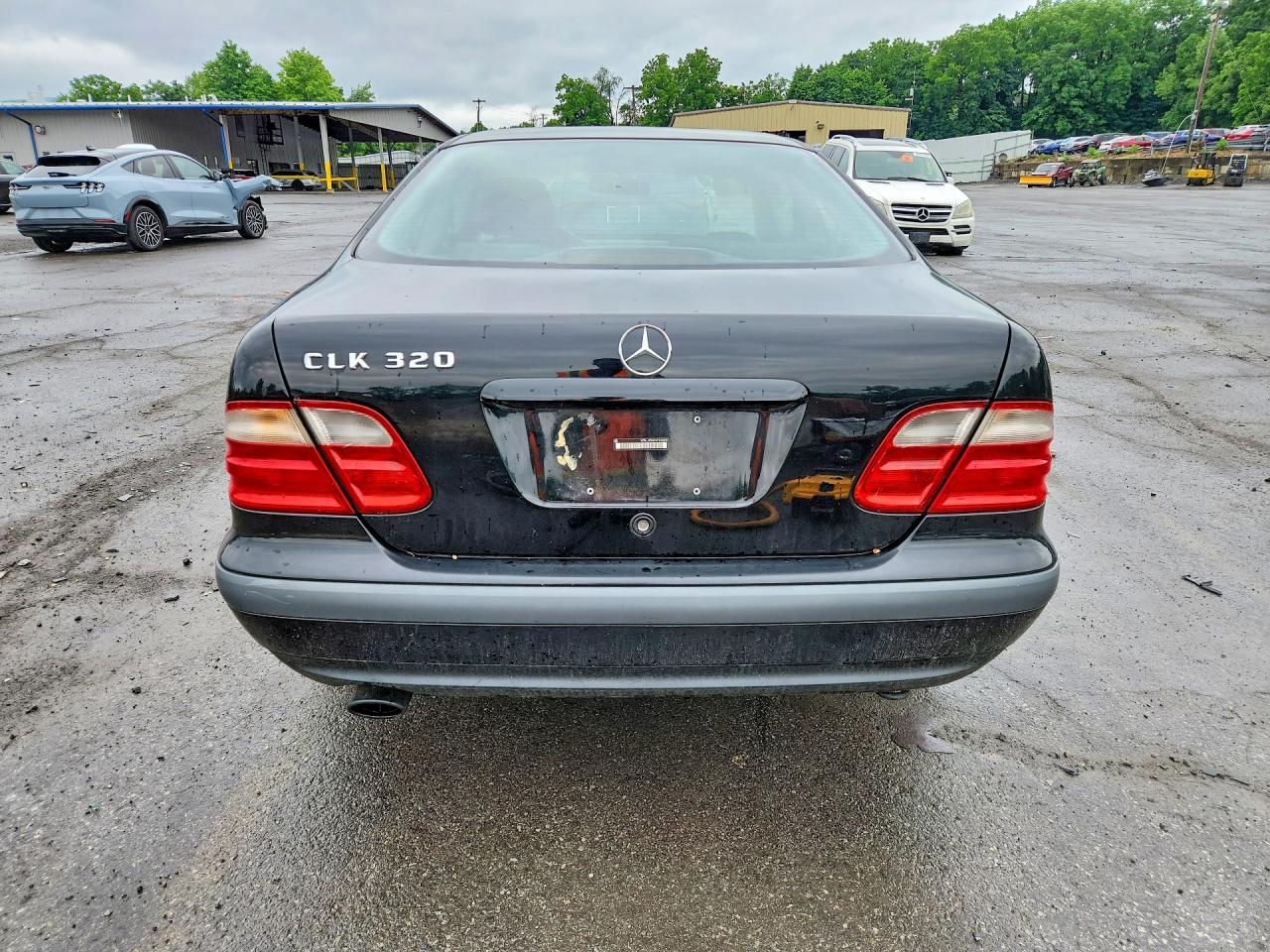 1998 Mercedes-benz Clk 320 Black vin: WDBLJ65G2WF046016