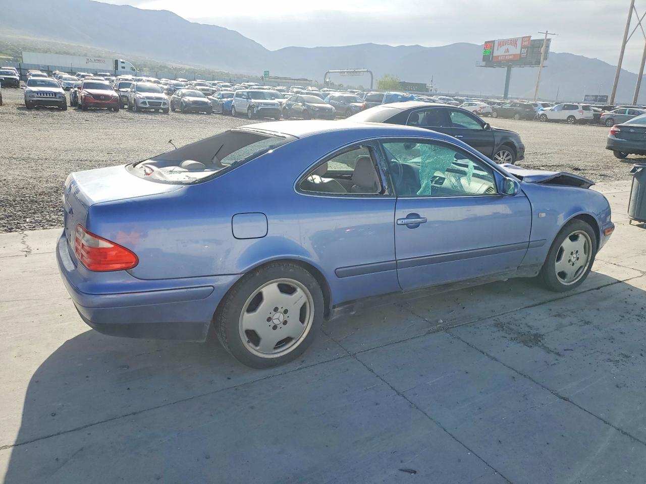1999 Mercedes-benz Clk 320 Blue vin: WDBLJ65G2XF085593