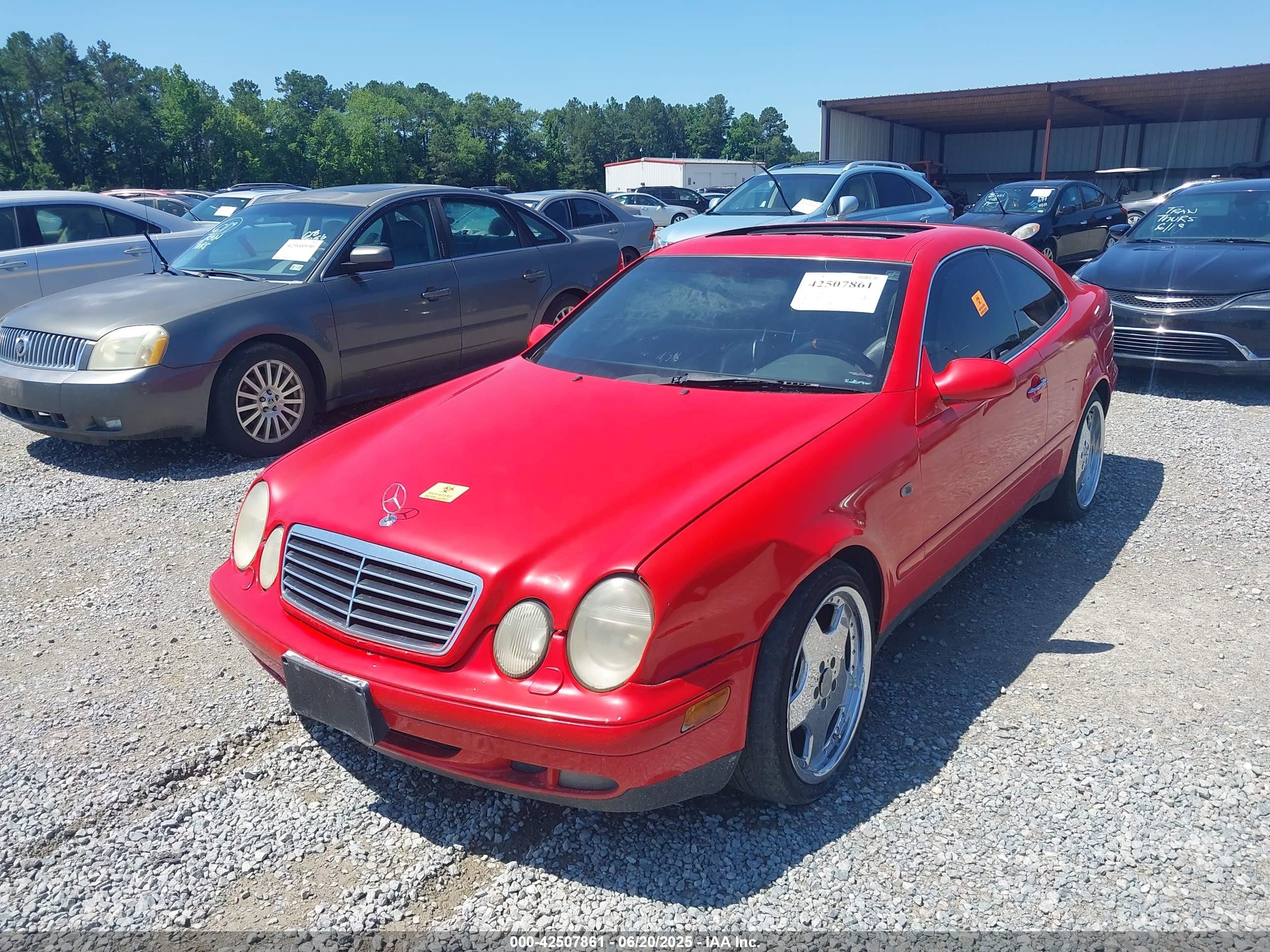 1998 Mercedes-benz Clk 320   Red vin: WDBLJ65G3WF041617