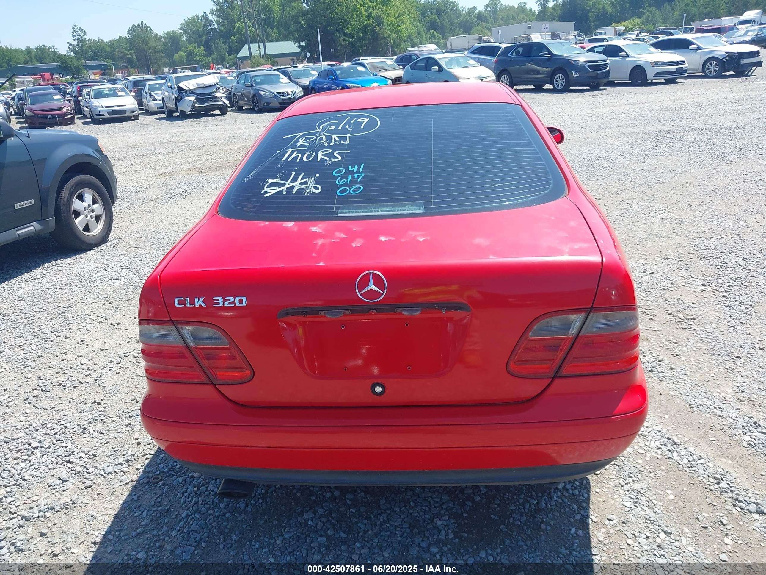 1998 Mercedes-benz Clk 320   Red vin: WDBLJ65G3WF041617