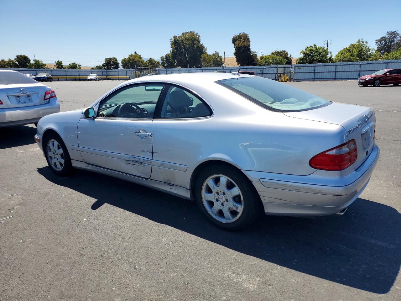 2002 Mercedes-benz Clk 320 Silver vin: WDBLJ65G42T122122