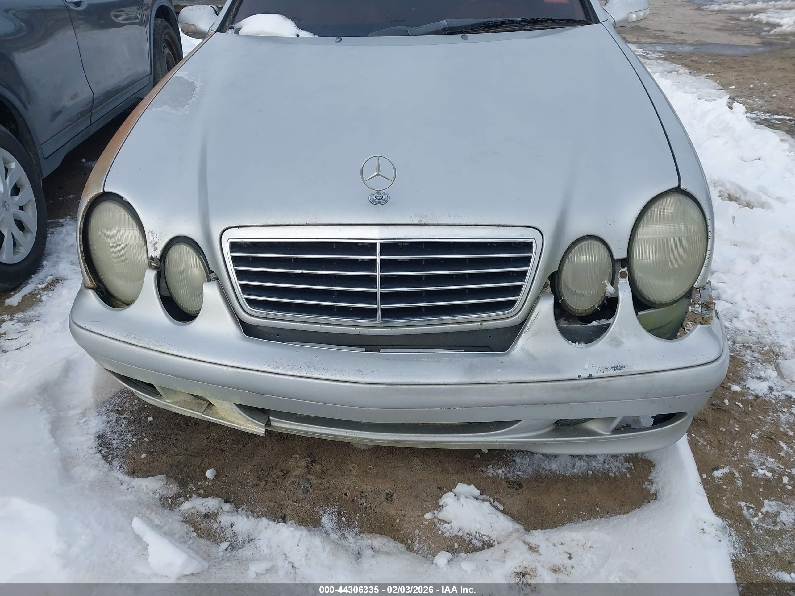 2002 Mercedes-benz Clk 320   Silver vin: WDBLJ65G42T123724