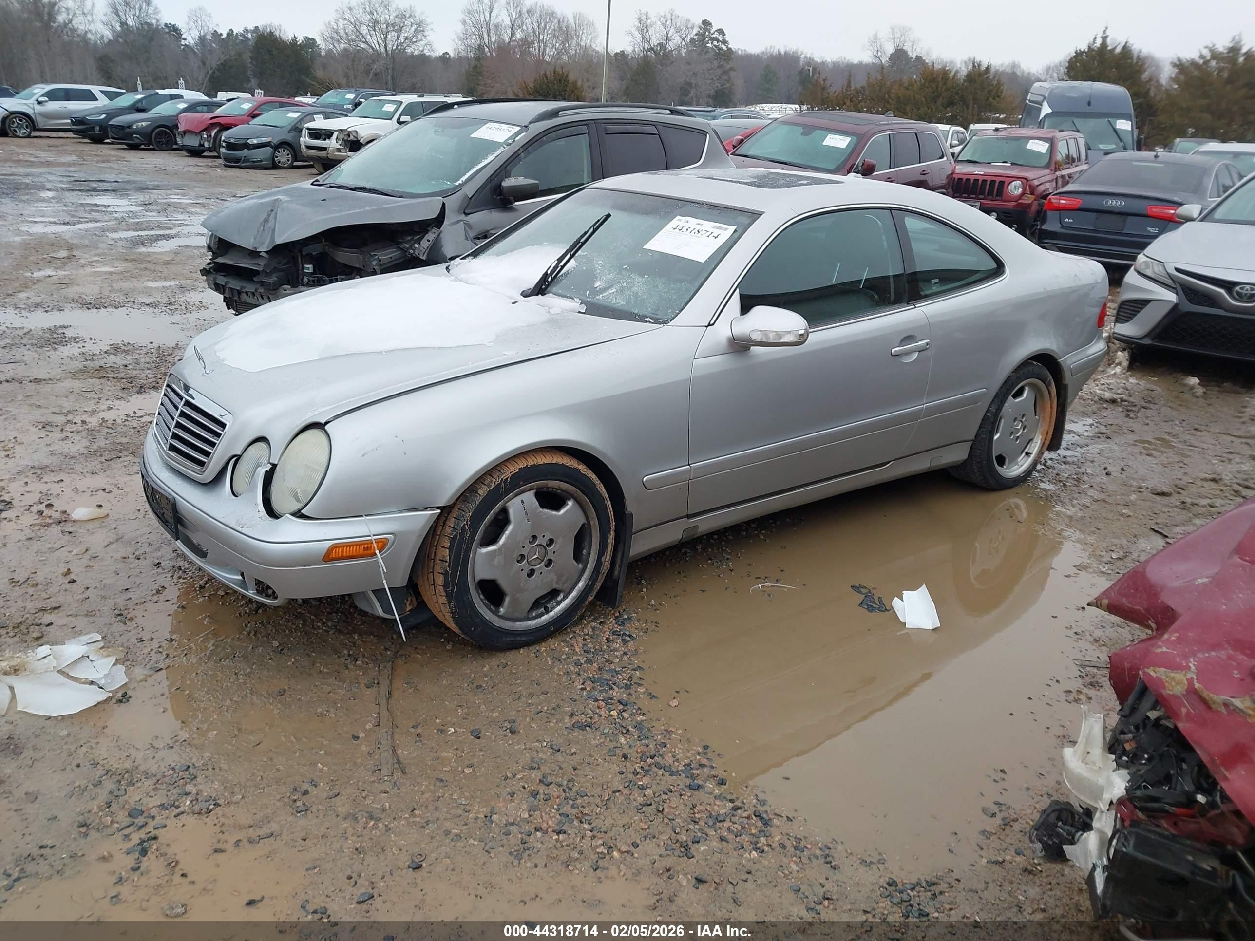 2000 Mercedes-benz Clk 320   Silver vin: WDBLJ65G4YF133659