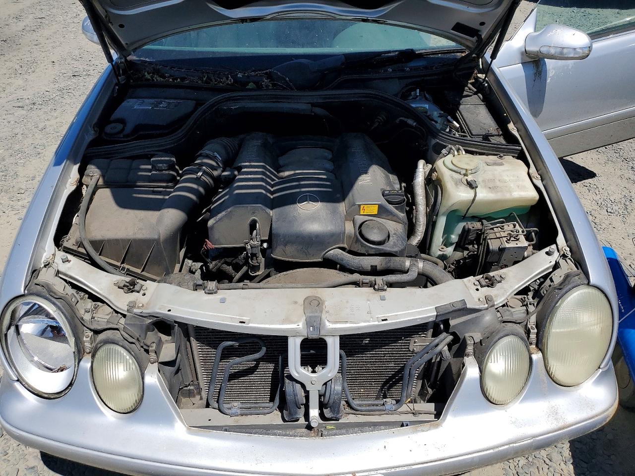 2002 Mercedes-benz Clk 320 Silver vin: WDBLJ65G52T128169