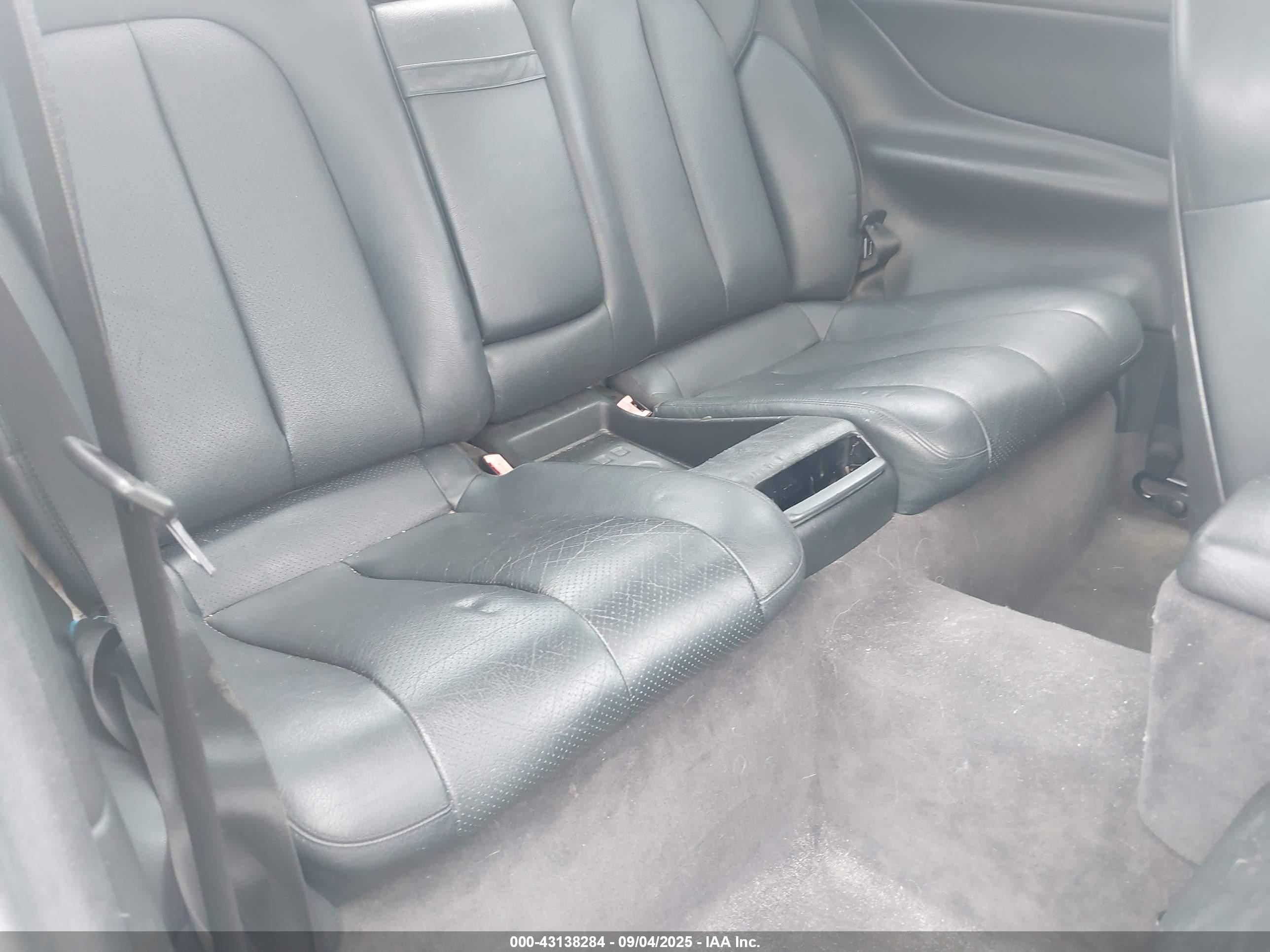 2002 Mercedes-benz Clk 320   Silver vin: WDBLJ65G62T119531