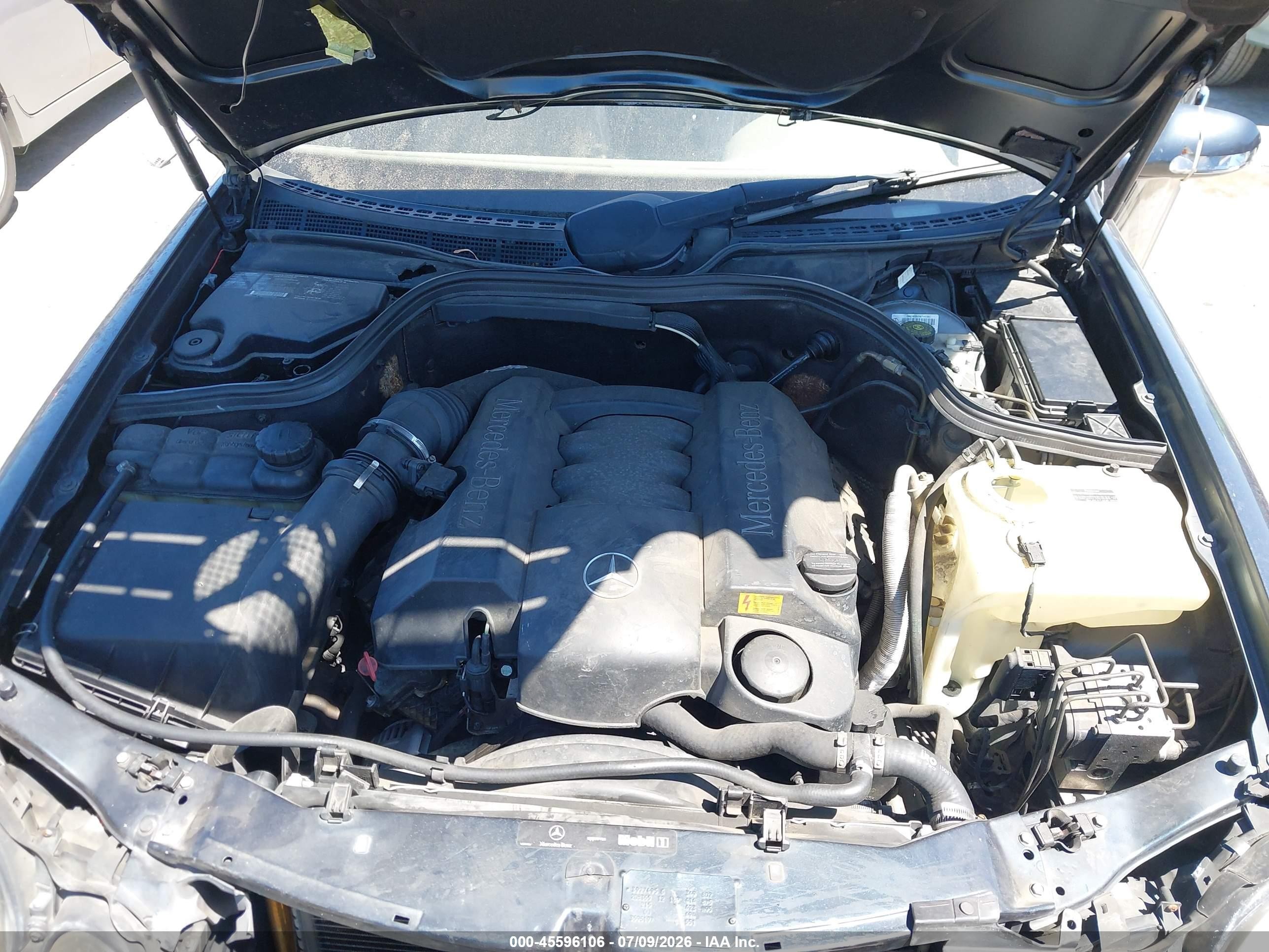 2002 Mercedes-benz Clk 320   Dark Blue vin: WDBLJ65G62T119710