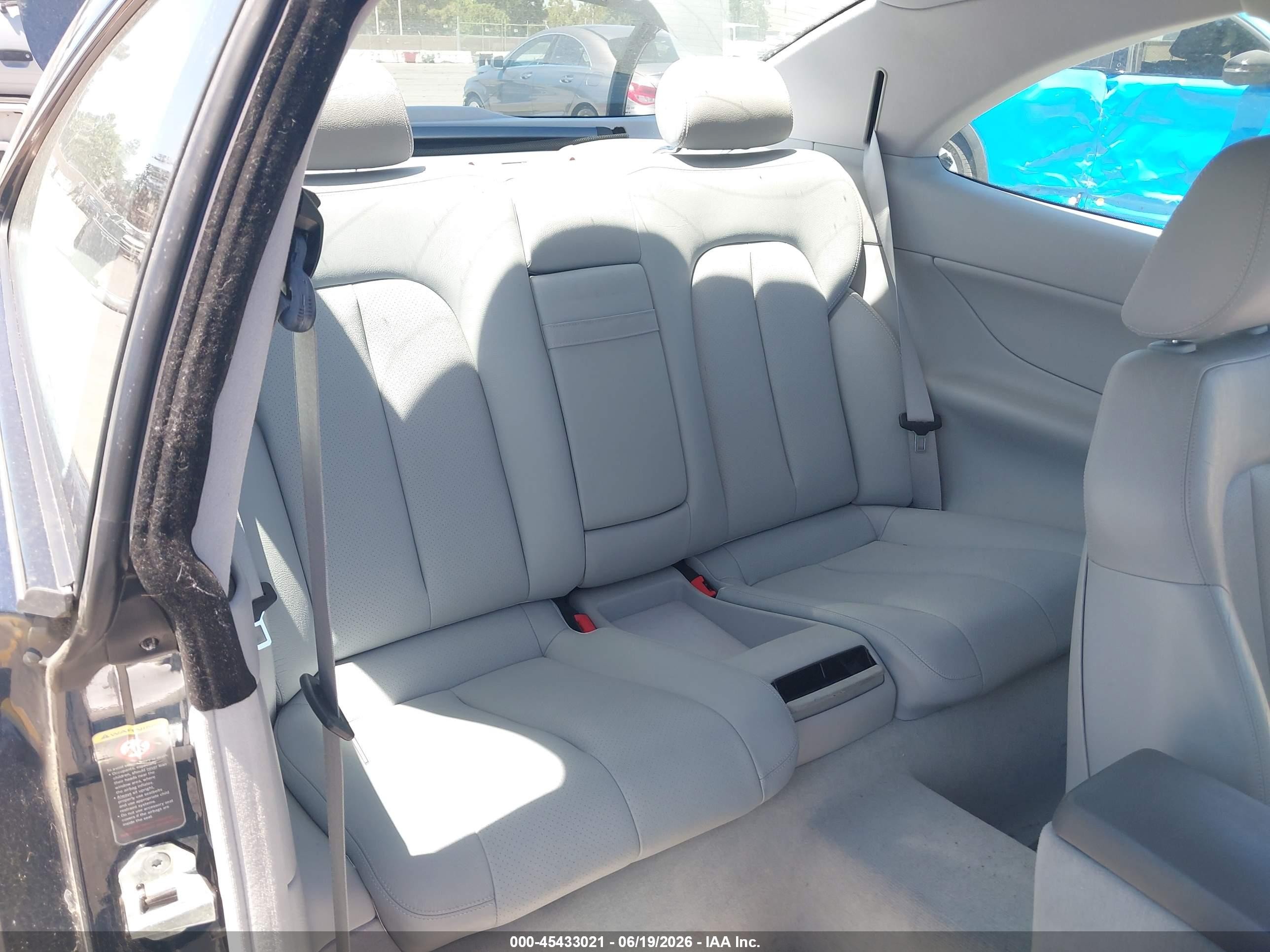 2002 Mercedes-benz Clk 320   Black vin: WDBLJ65G72F196715