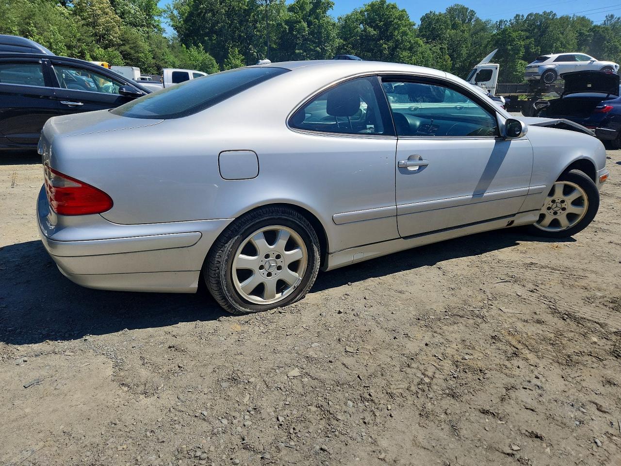2002 Mercedes-benz Clk 320 Серебряный vin: WDBLJ65G72F198822