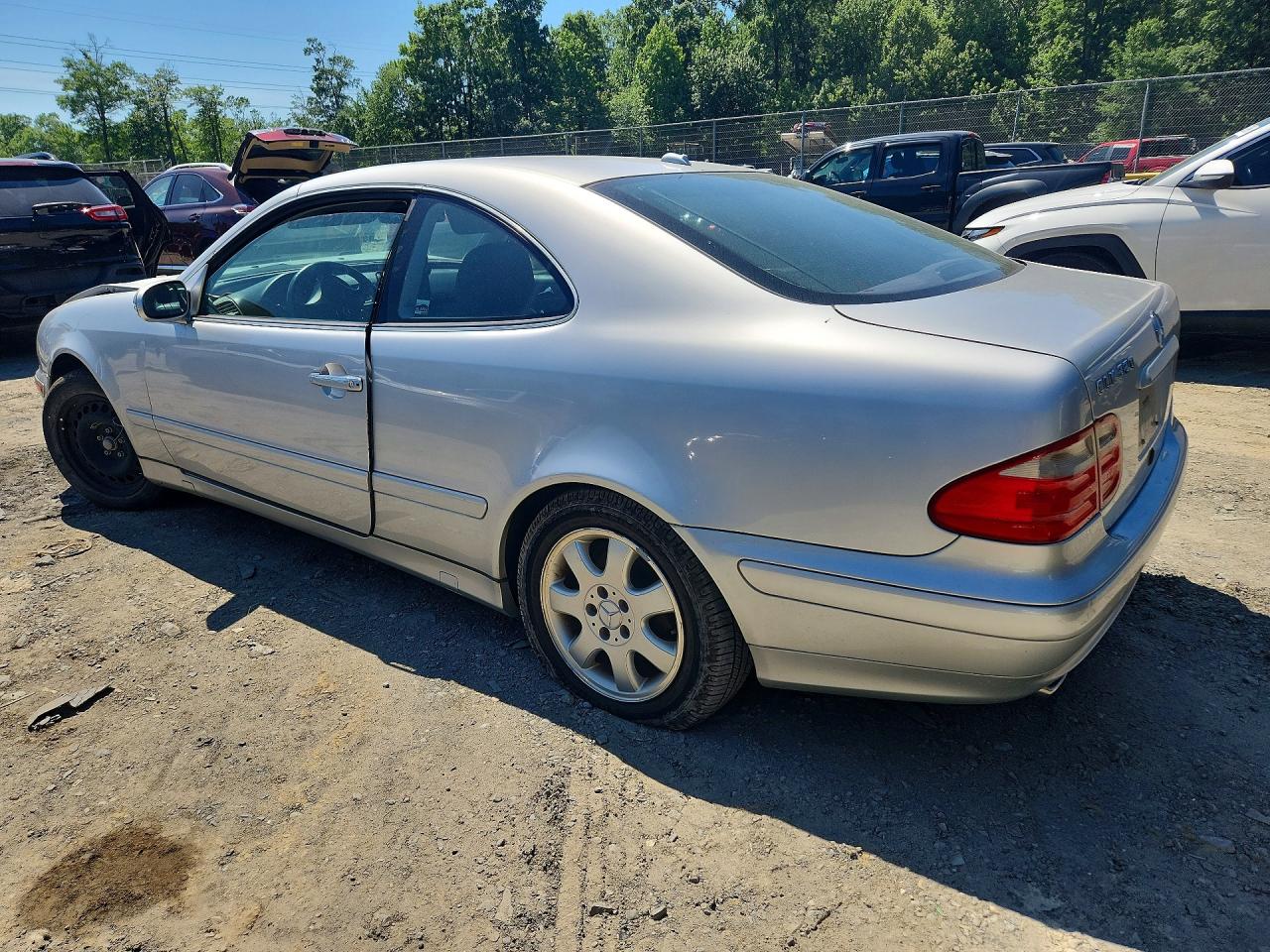 2002 Mercedes-benz Clk 320 Серебряный vin: WDBLJ65G72F198822