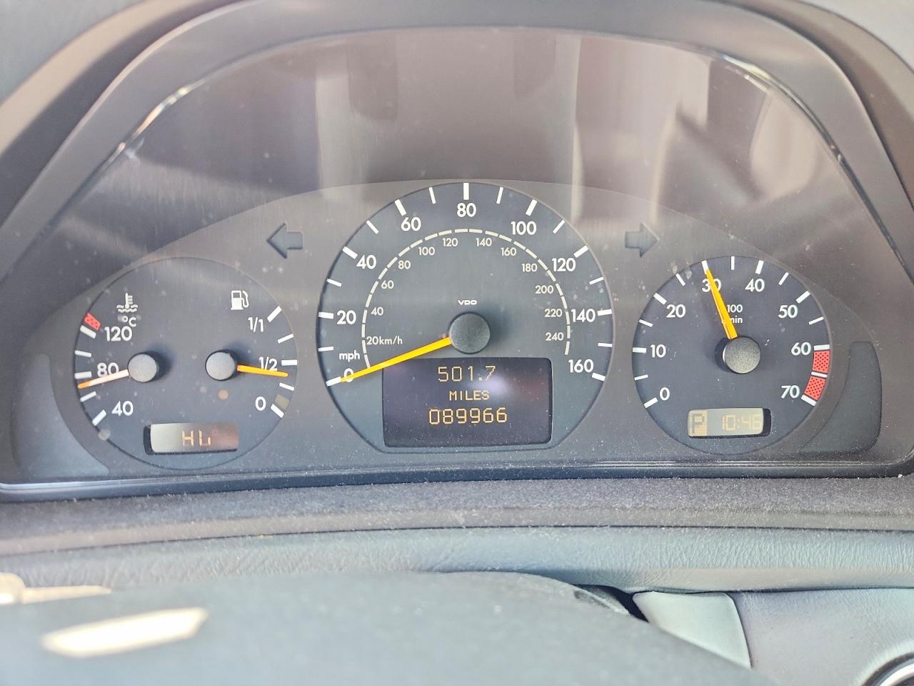 2002 Mercedes-benz Clk 320 Silver vin: WDBLJ65G72T107324