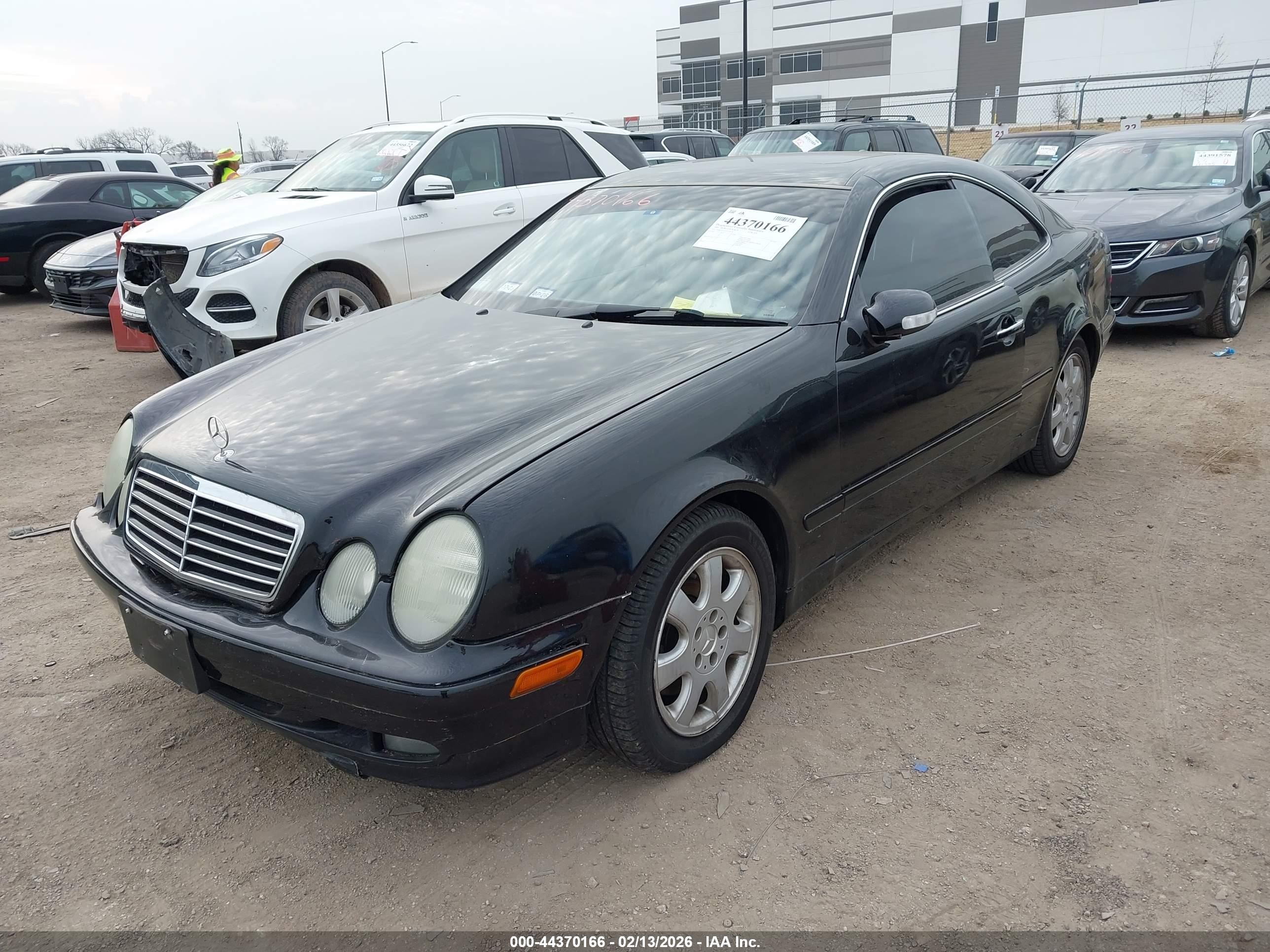 2000 Mercedes-benz Clk 320   Black vin: WDBLJ65G7YF129279