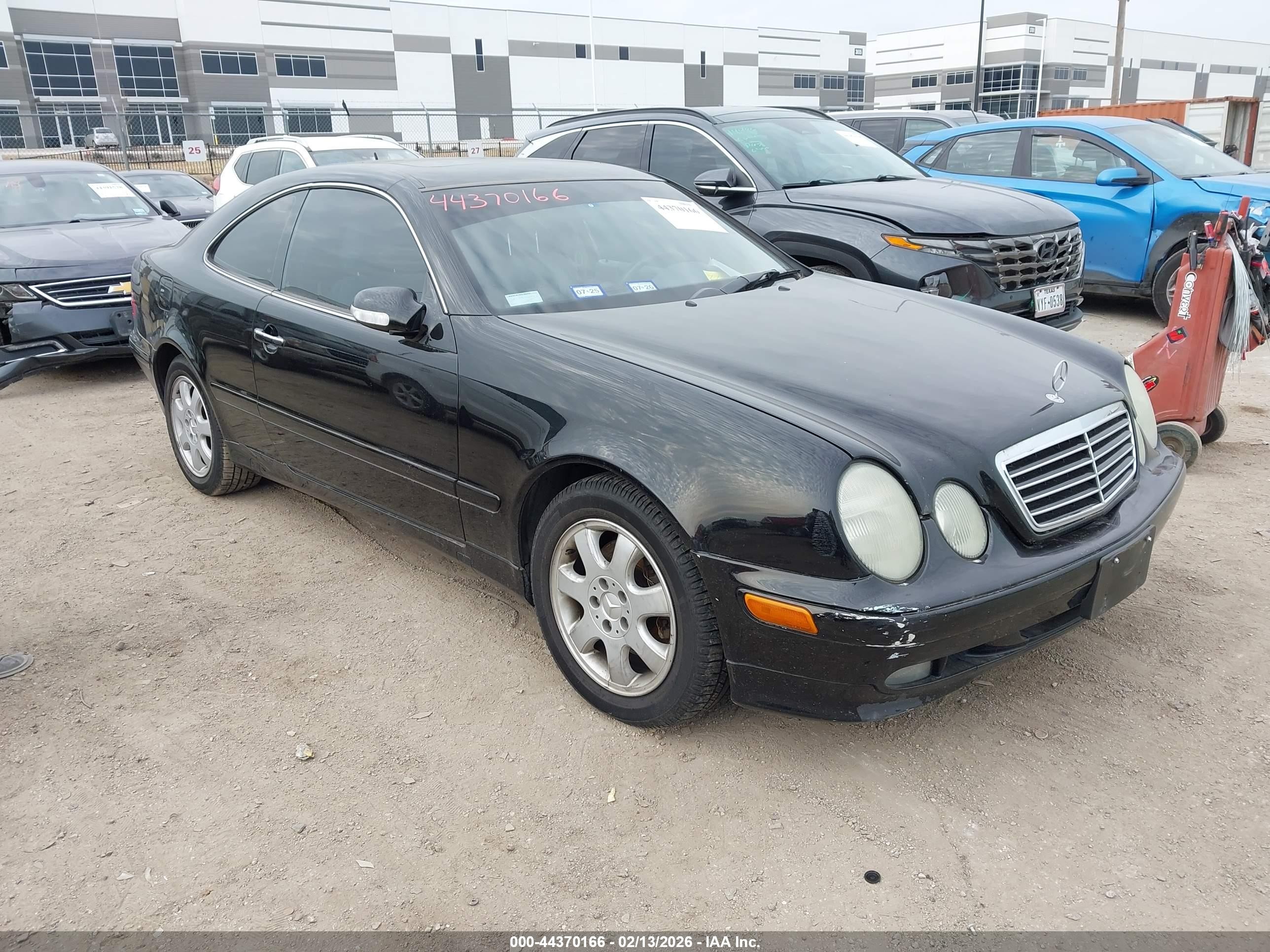 2000 Mercedes-benz Clk 320   Черный vin: WDBLJ65G7YF129279