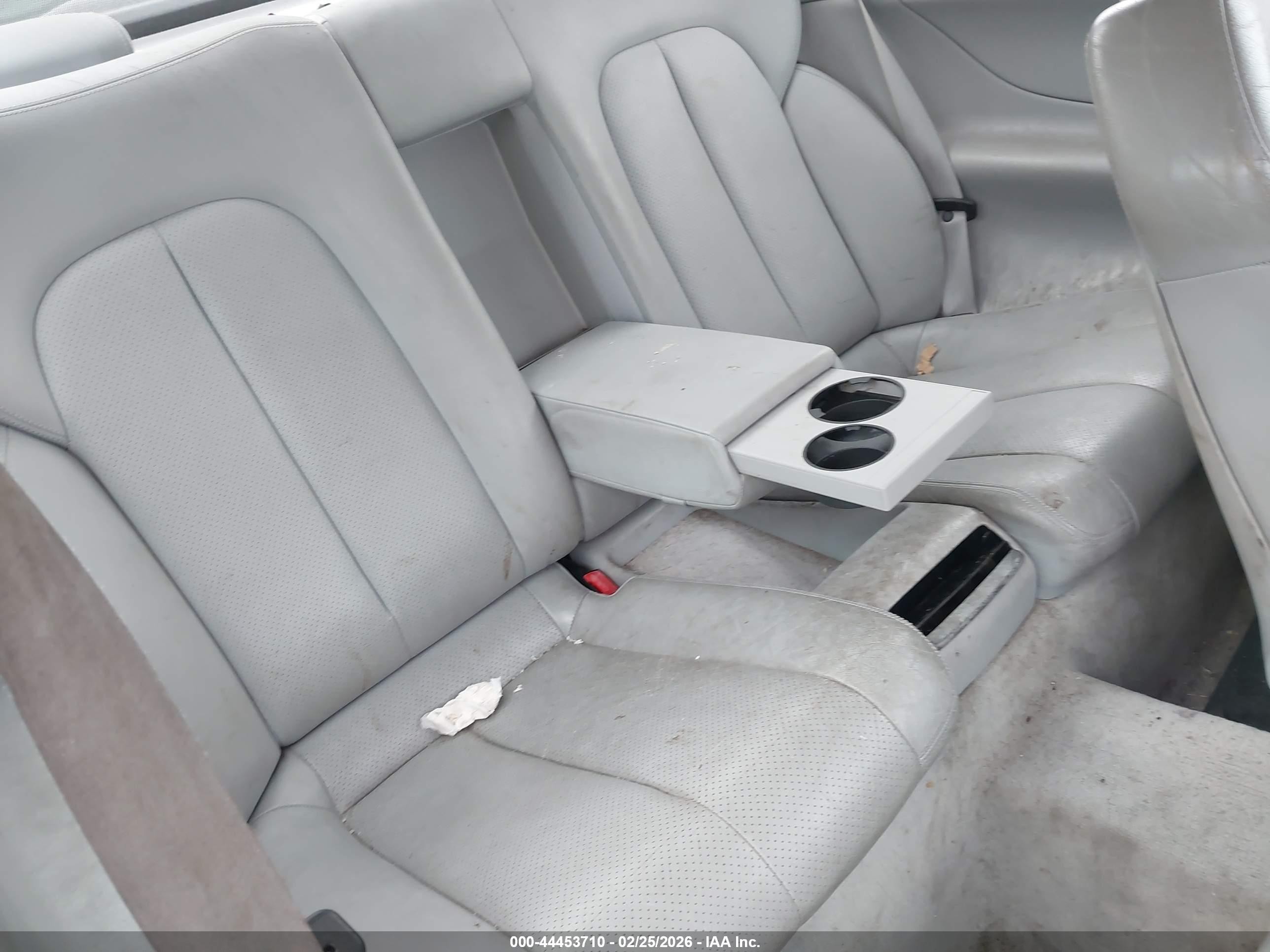 2000 Mercedes-benz Clk 320   Silver vin: WDBLJ65G7YF132733