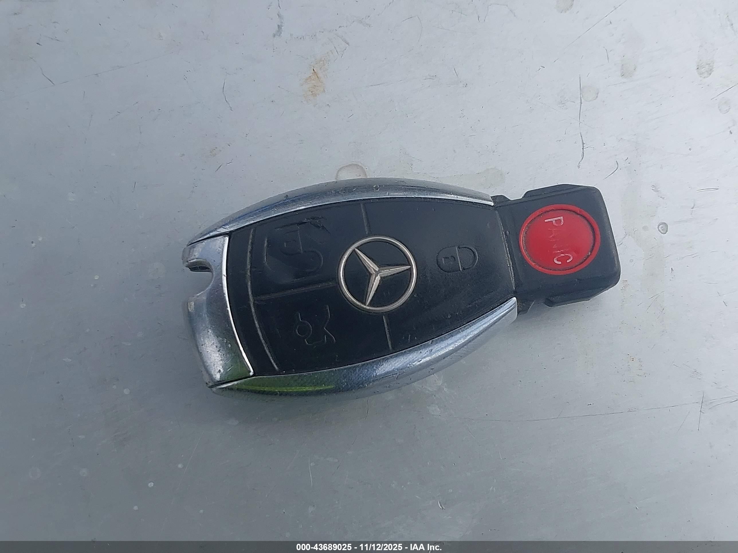 2000 Mercedes-benz Clk 320   Silver vin: WDBLJ65G7YF157342