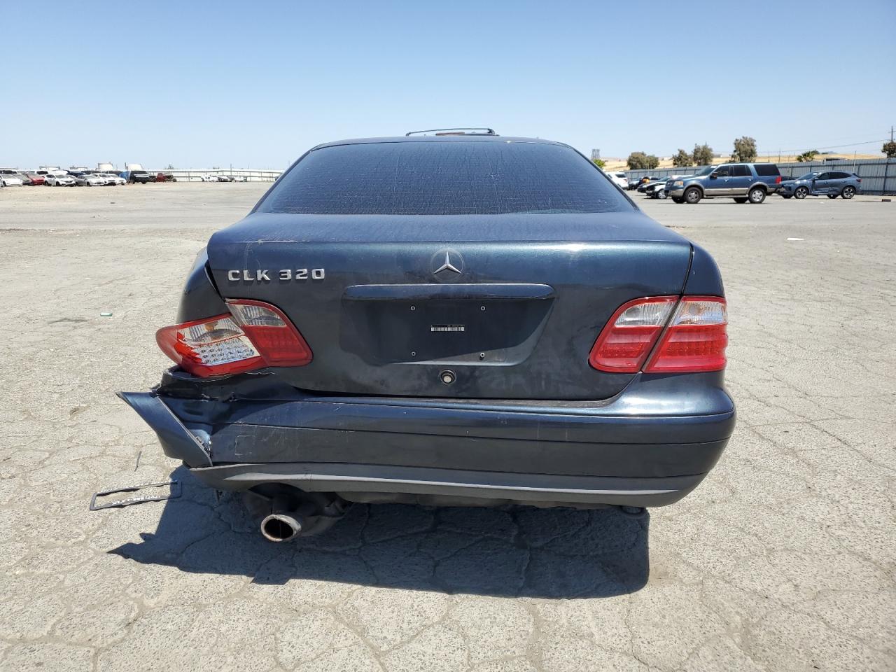 1998 Mercedes-benz Clk 320   Blue vin: WDBLJ65G8WF021251