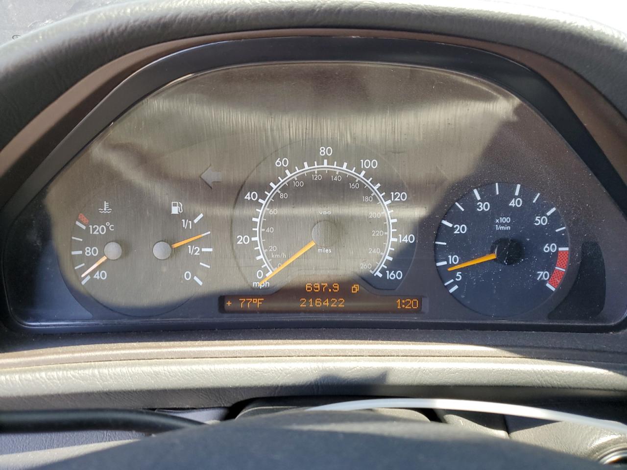 1998 Mercedes-benz Clk 320   Blue vin: WDBLJ65G8WF021251