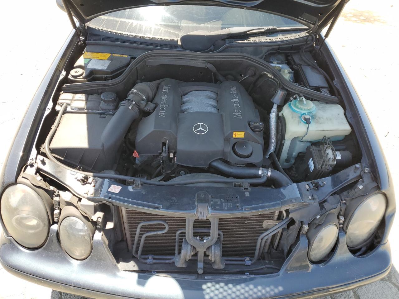 1998 Mercedes-benz Clk 320   Blue vin: WDBLJ65G8WF021251