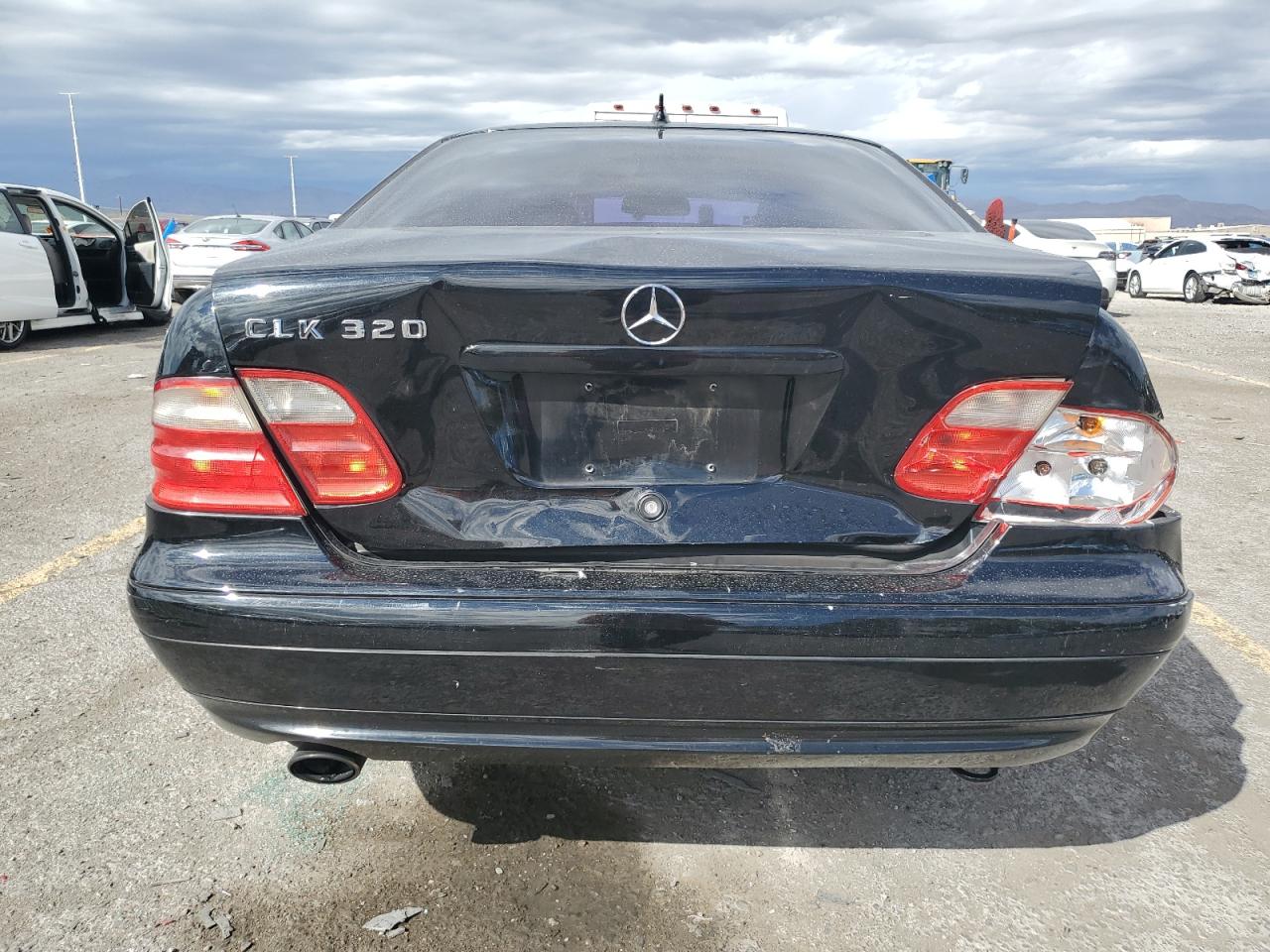 2002 Mercedes-benz Clk 320 Black vin: WDBLJ65G92F198546