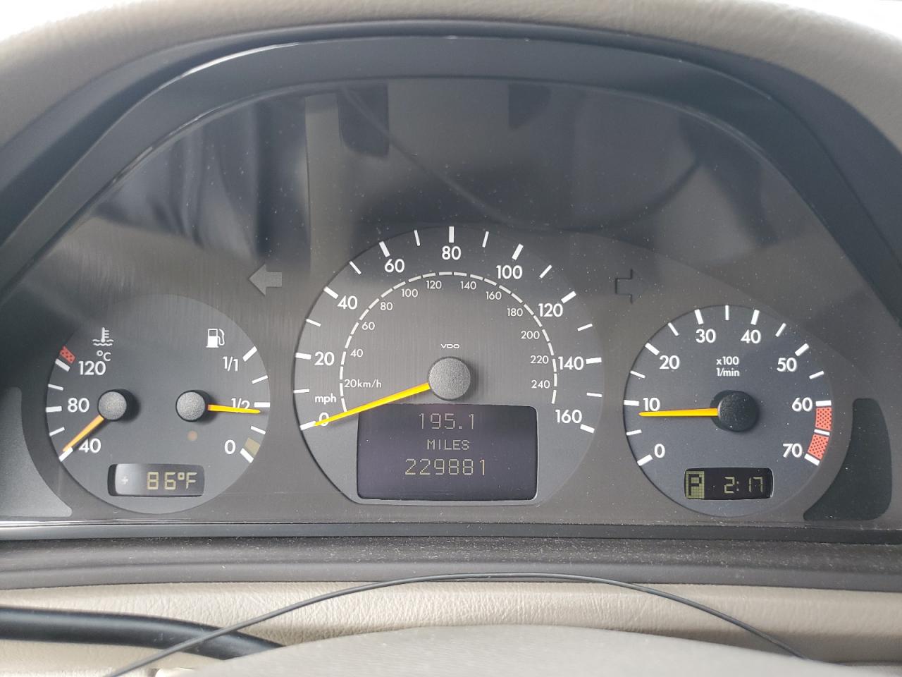 2002 Mercedes-benz Clk 320 Black vin: WDBLJ65G92F198546