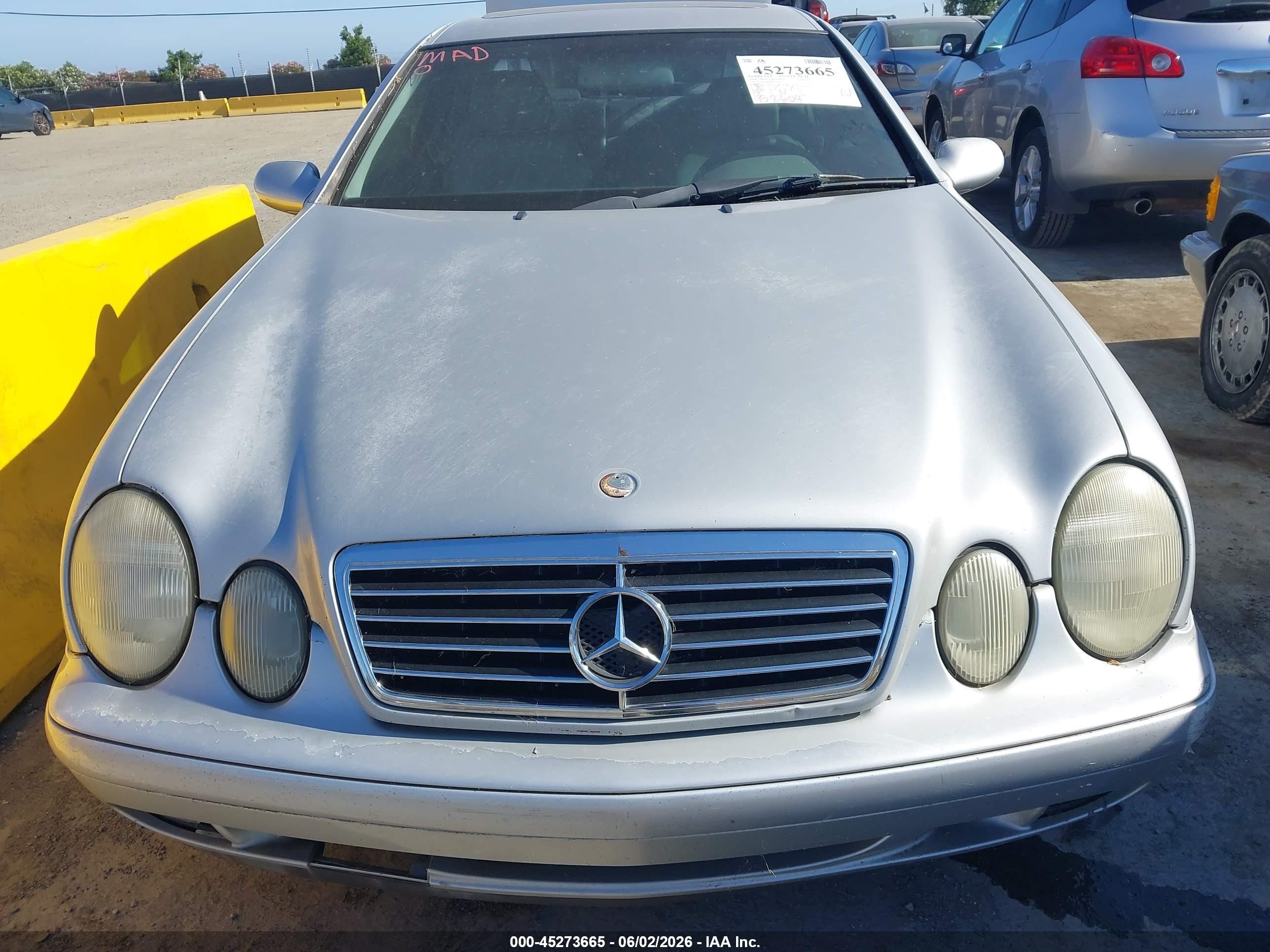 1998 Mercedes-benz Clk 320   Серебряный vin: WDBLJ65G9WF033716