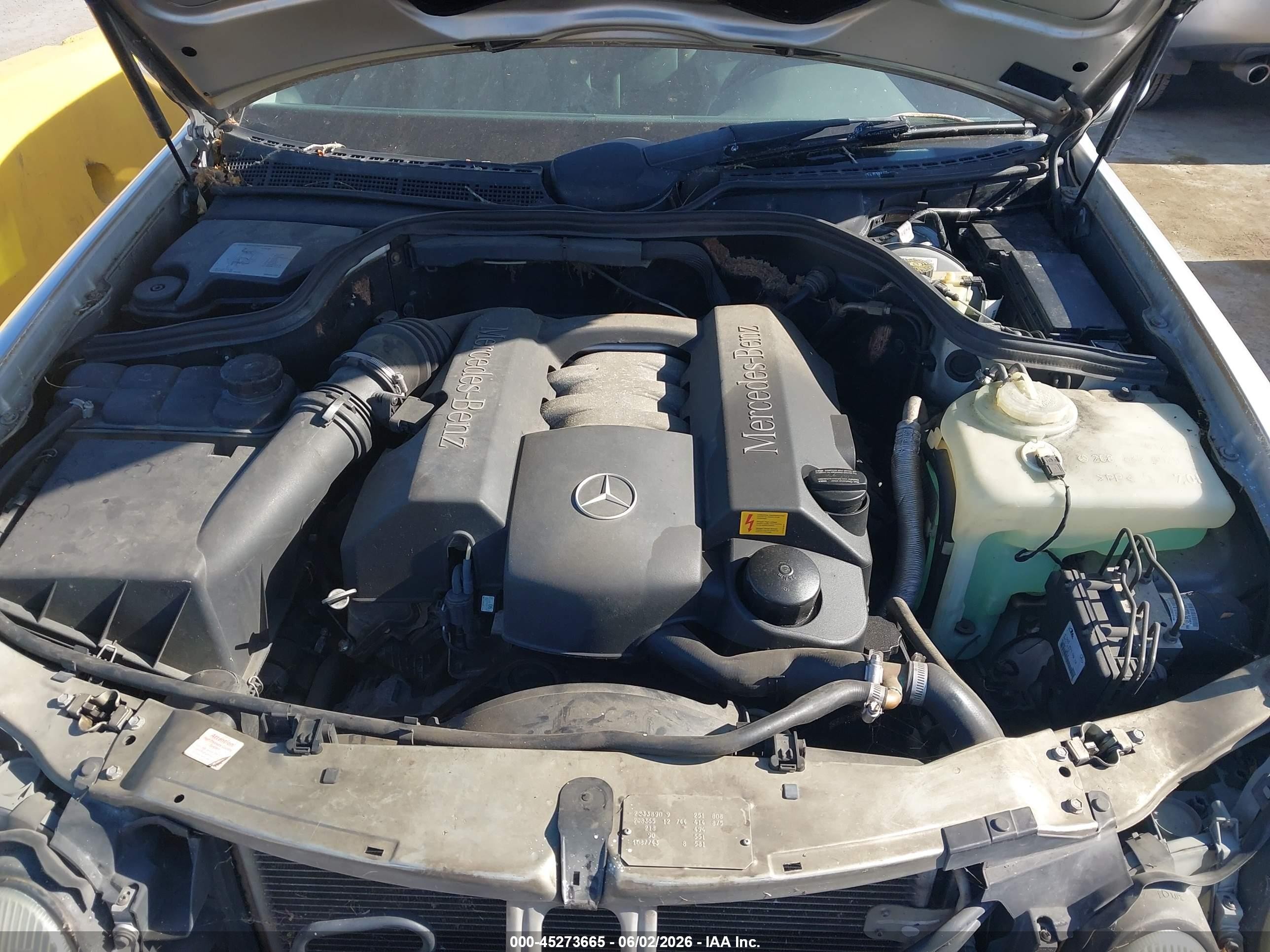 1998 Mercedes-benz Clk 320   Серебряный vin: WDBLJ65G9WF033716