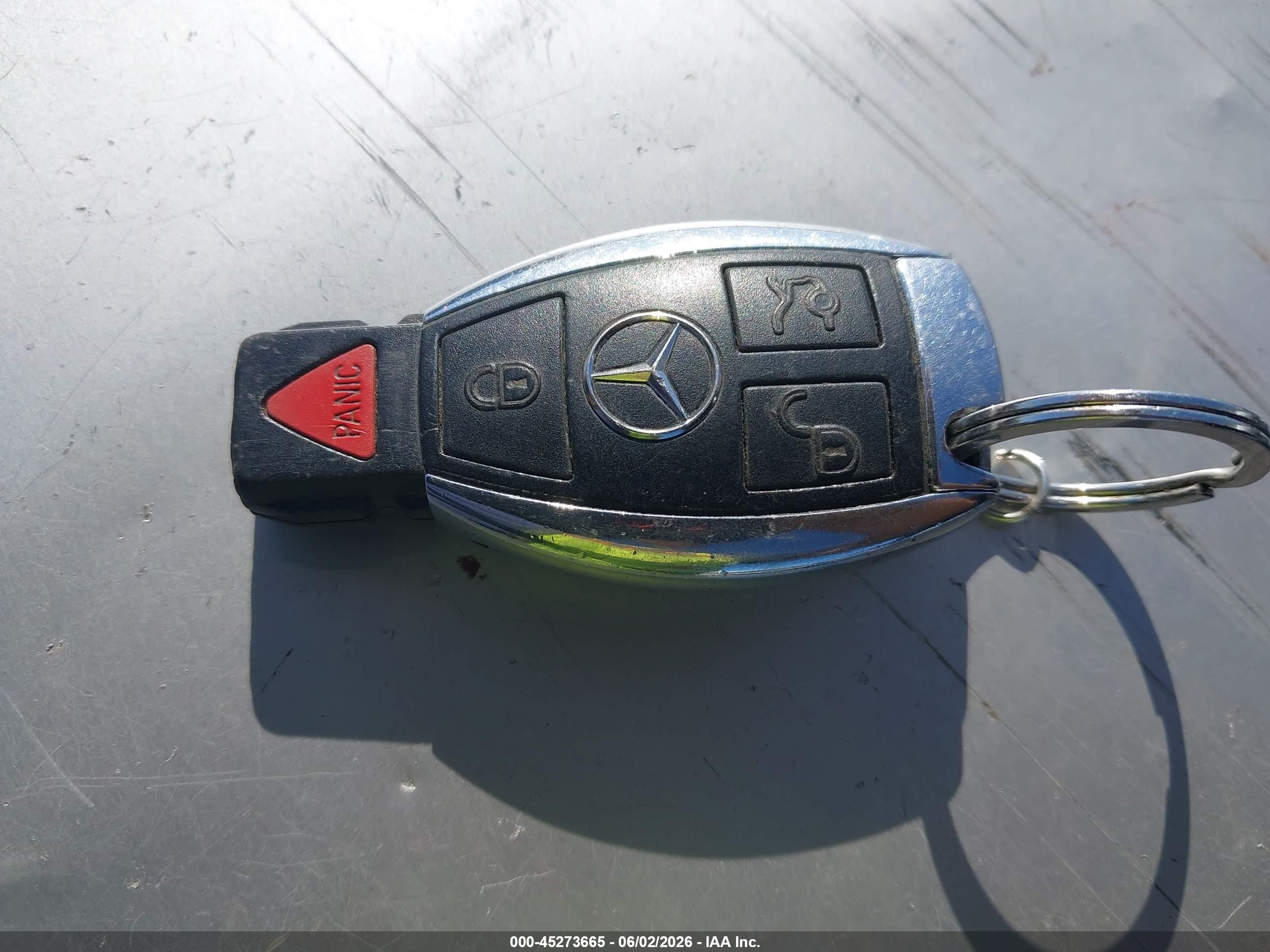 1998 Mercedes-benz Clk 320   Серебряный vin: WDBLJ65G9WF033716