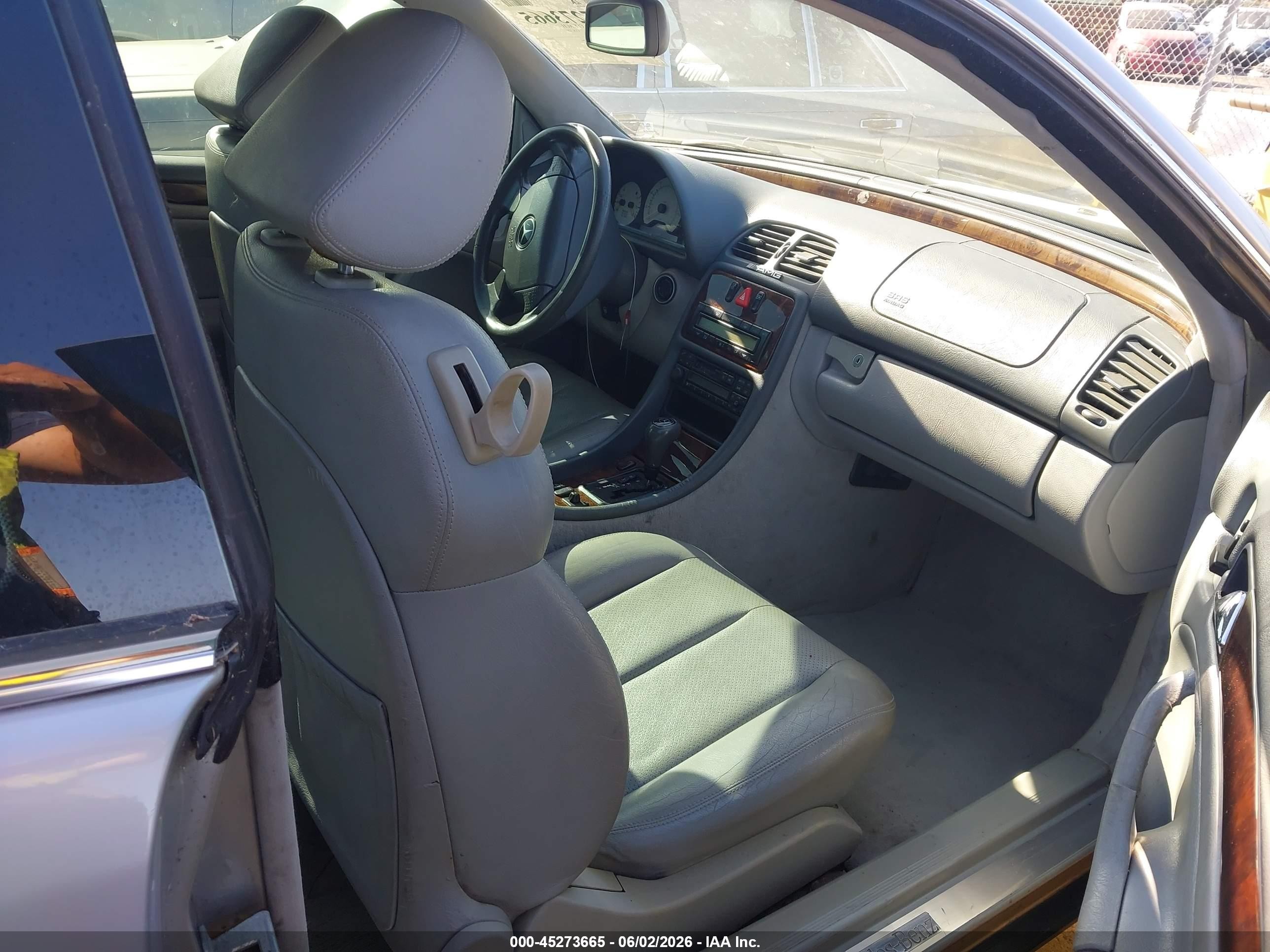 1998 Mercedes-benz Clk 320   Серебряный vin: WDBLJ65G9WF033716
