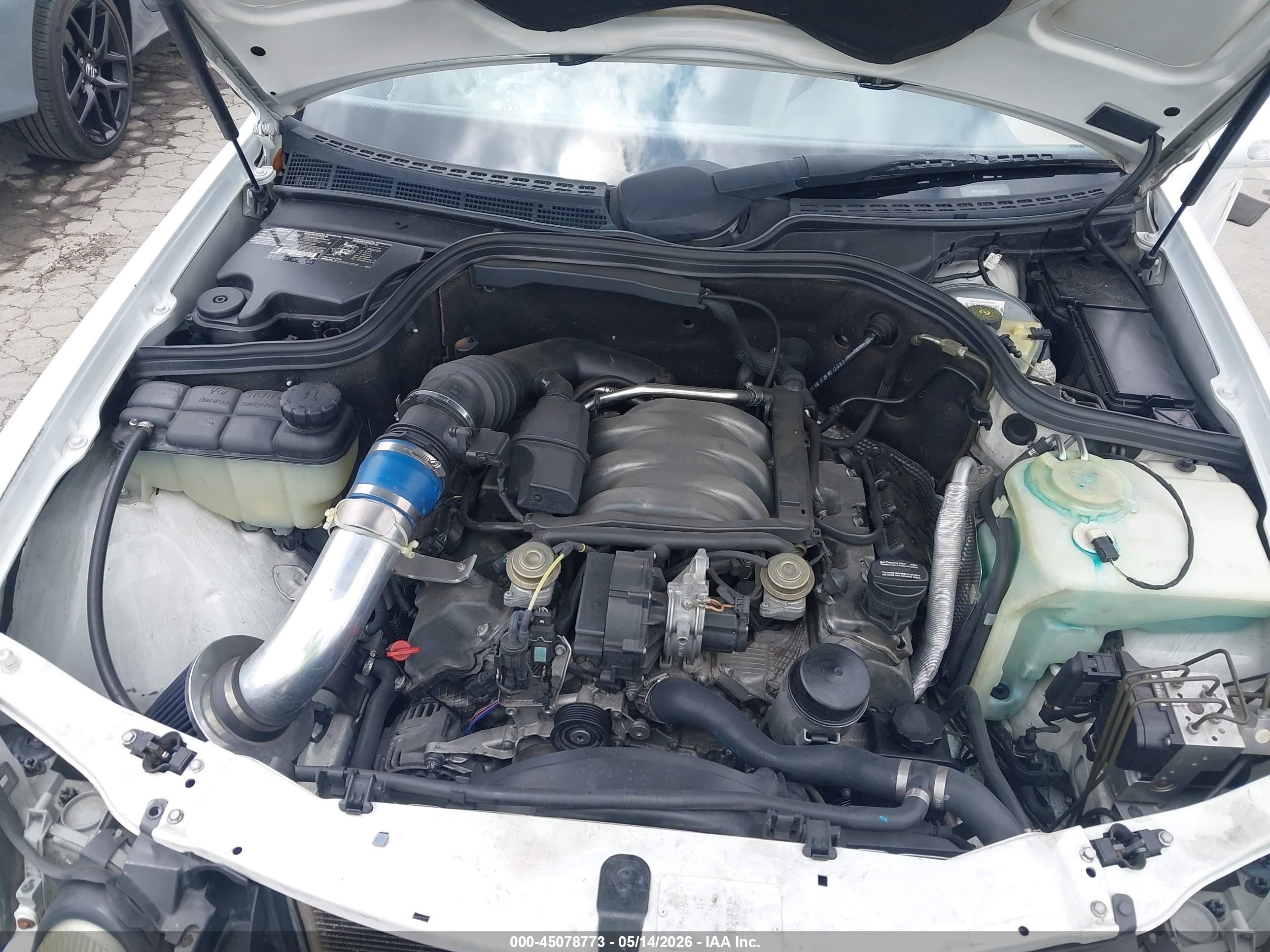 2000 Mercedes-benz Clk 320   Белый vin: WDBLJ65G9YF152630