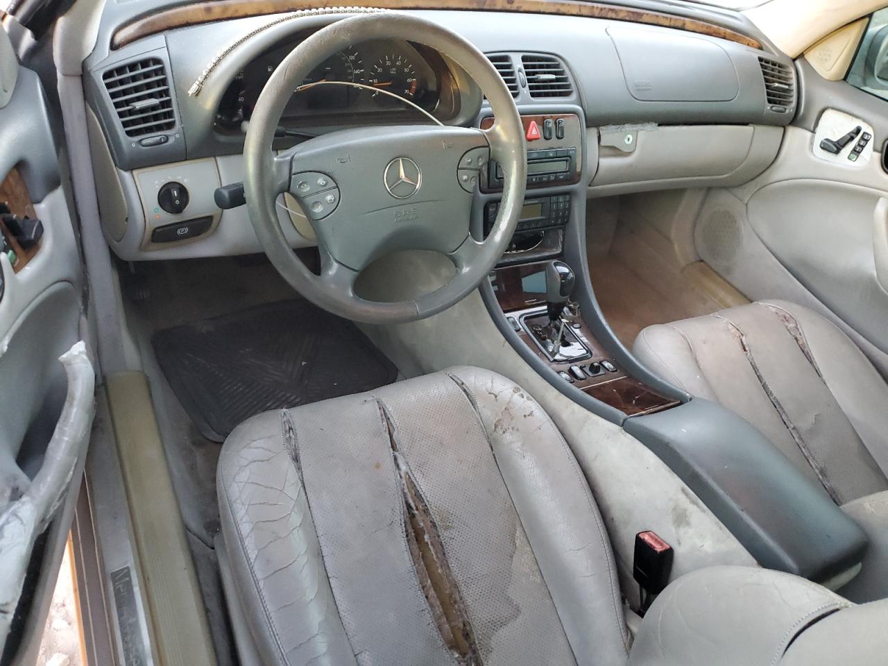 2002 Mercedes-benz Clk 320 Silver vin: WDBLJ65GX2F199379