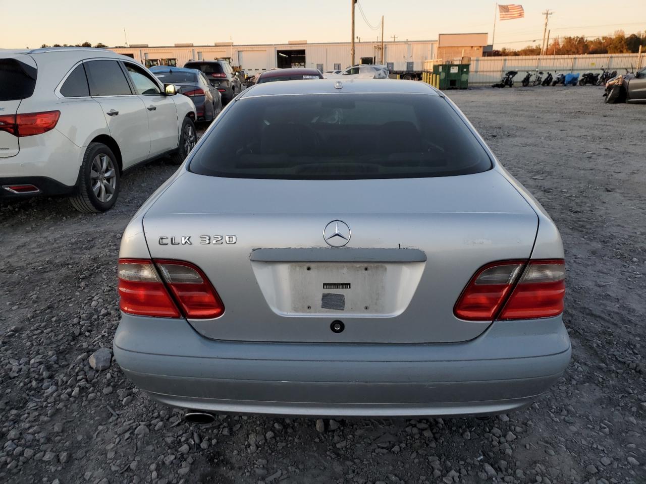 2002 Mercedes-benz Clk 320 Silver vin: WDBLJ65GX2F199379