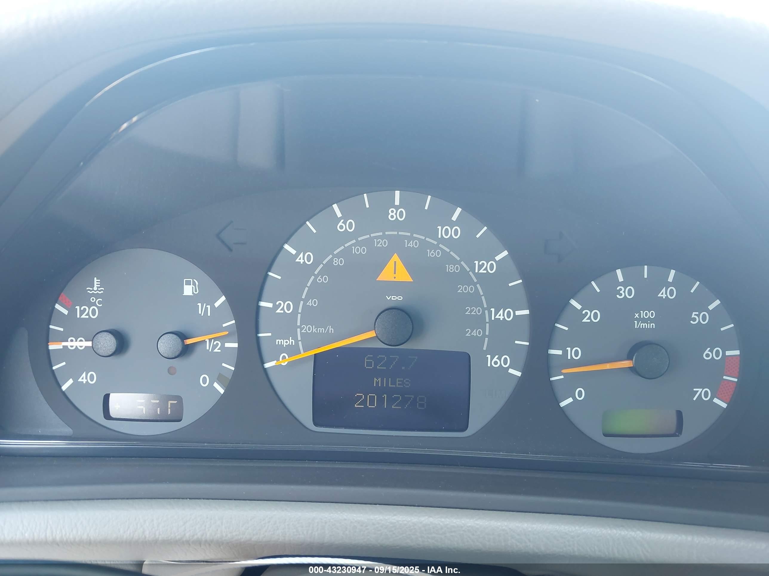 2002 Mercedes-benz Clk 430   Черный vin: WDBLJ70G22F200540