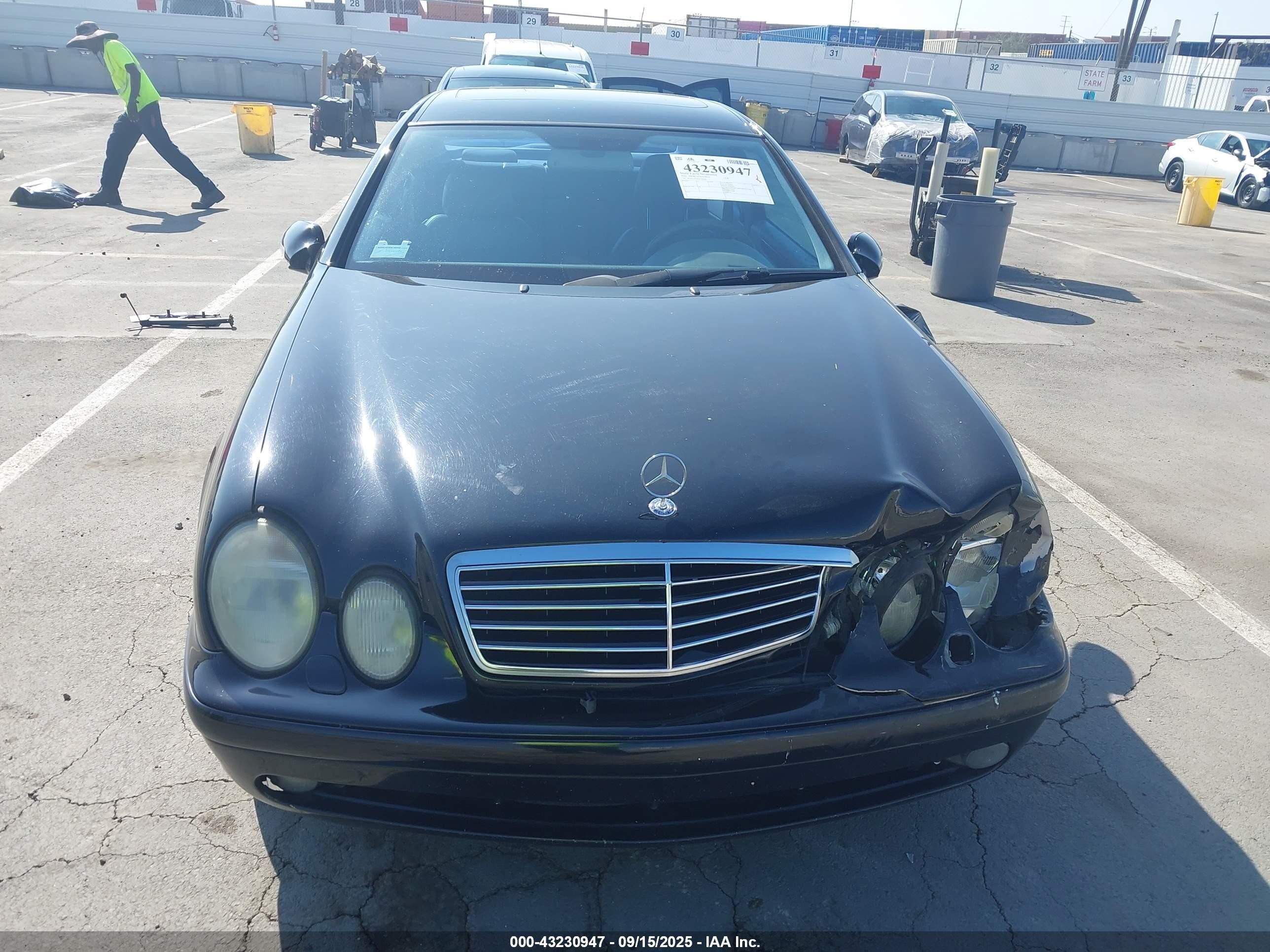 2002 Mercedes-benz Clk 430   Черный vin: WDBLJ70G22F200540