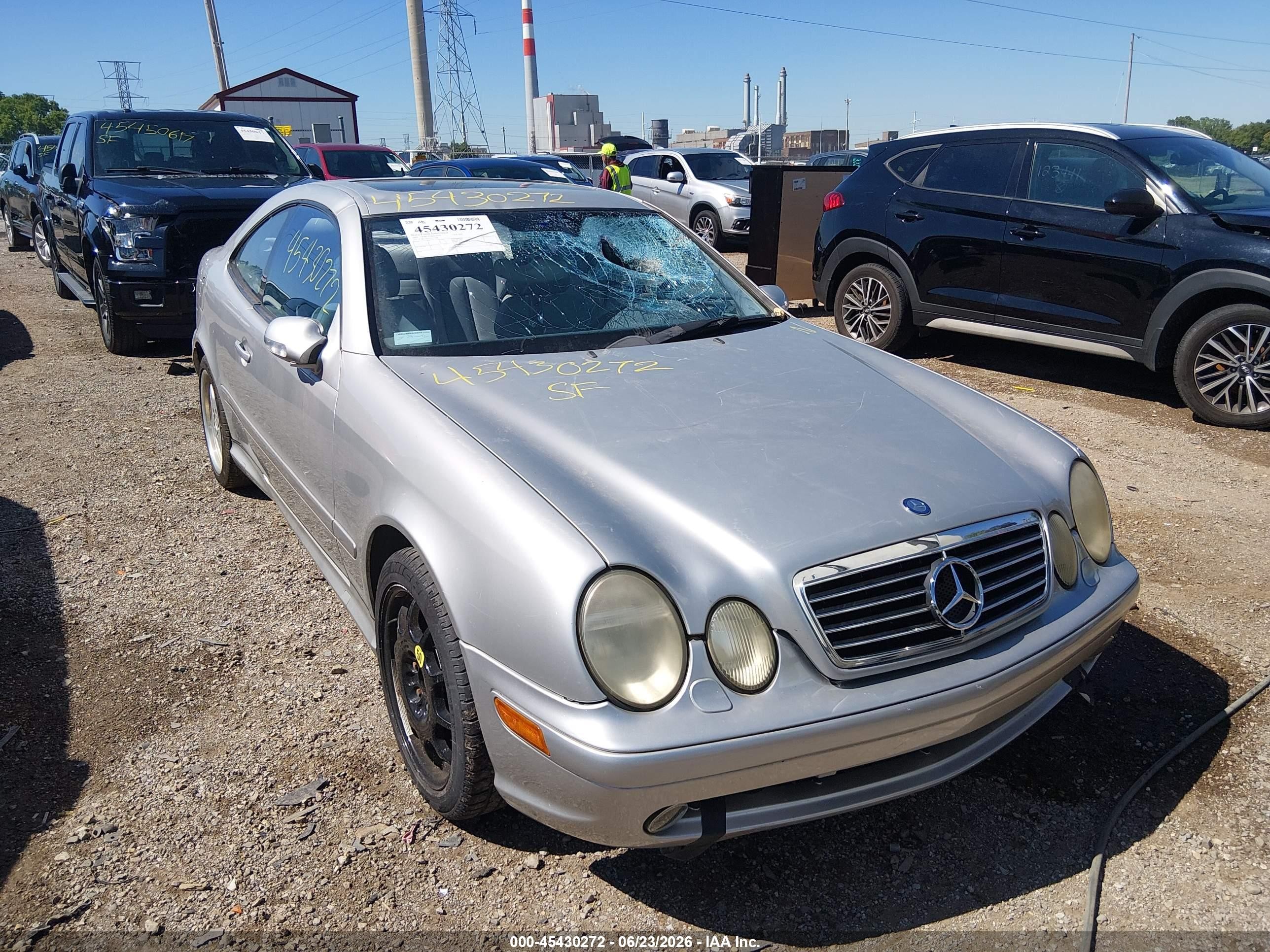 2000 Mercedes-benz Clk 430   Silver vin: WDBLJ70G2YF134788
