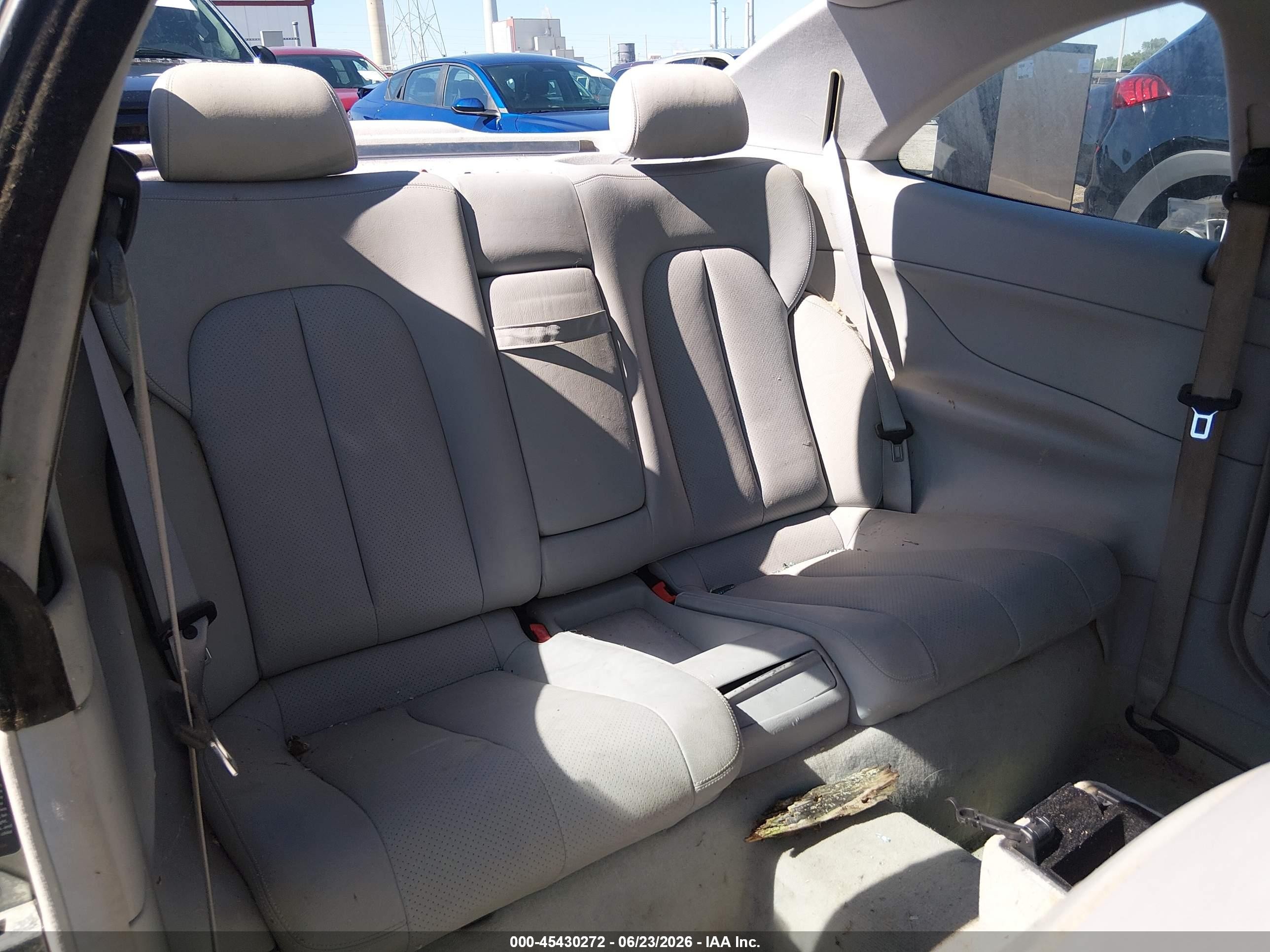 2000 Mercedes-benz Clk 430   Silver vin: WDBLJ70G2YF134788