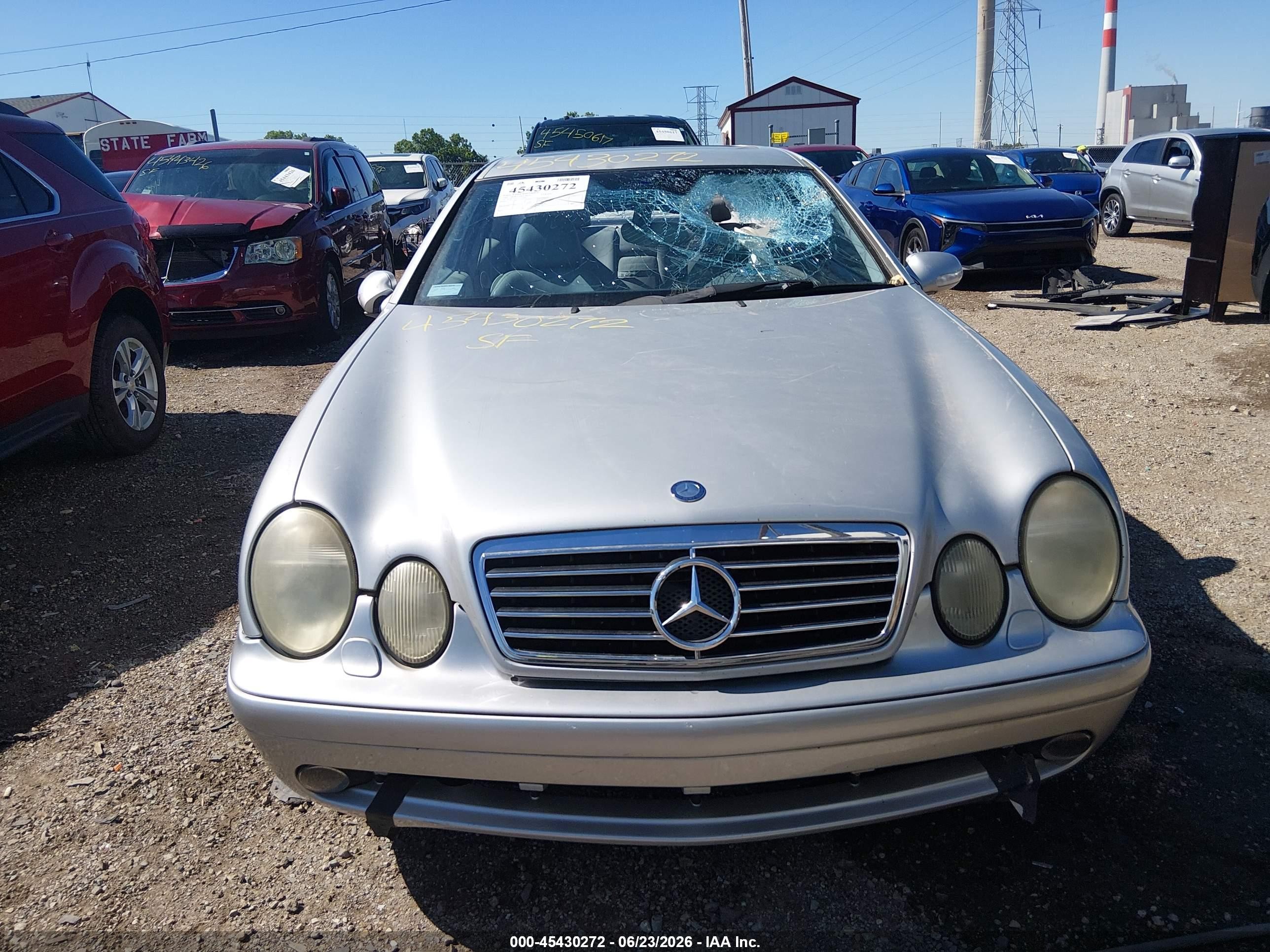 2000 Mercedes-benz Clk 430   Silver vin: WDBLJ70G2YF134788
