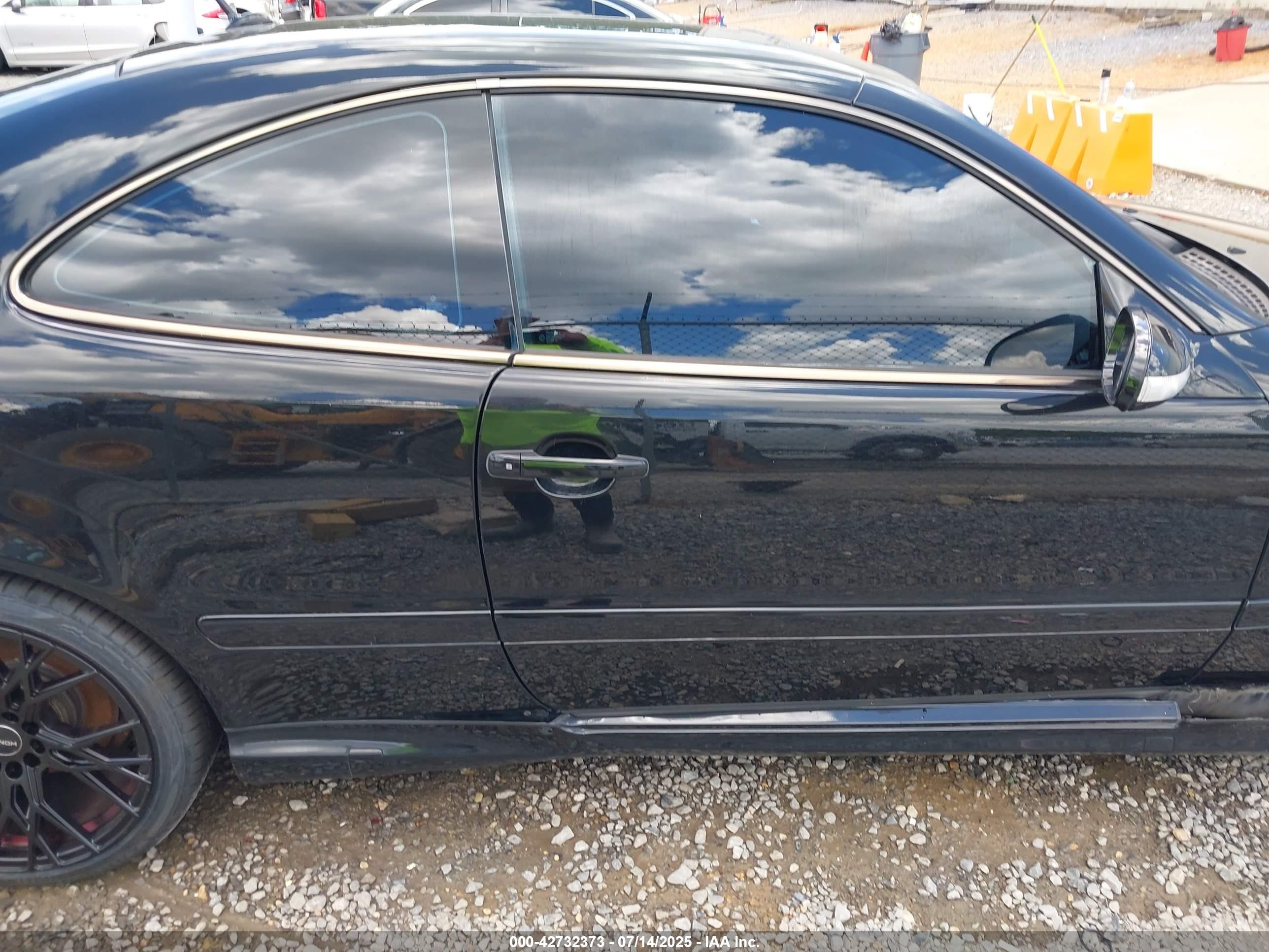2002 Mercedes-benz Clk 430   Black vin: WDBLJ70G32T110122