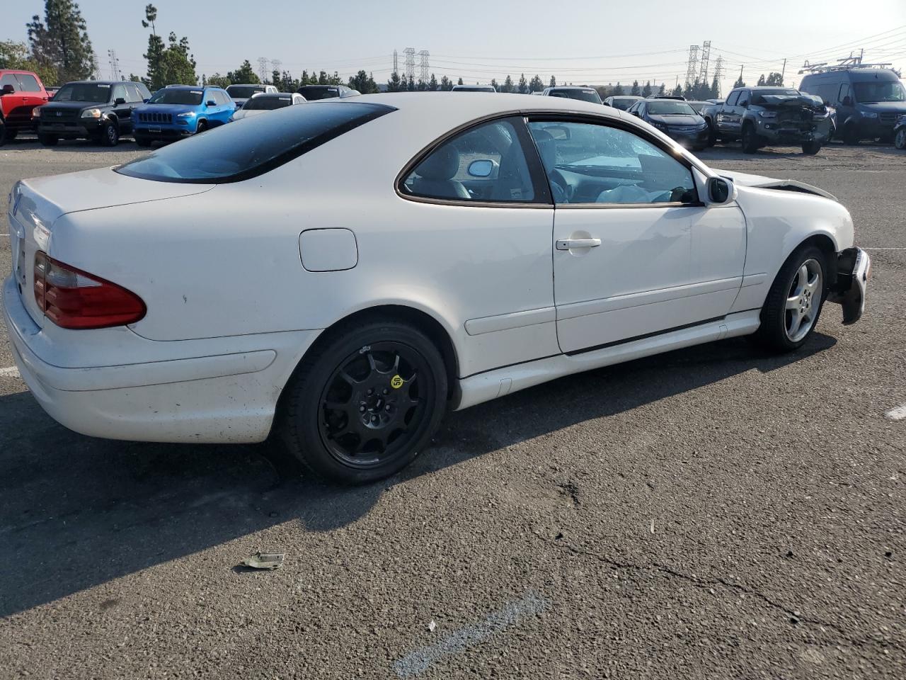 2002 Mercedes-benz Clk 430 White vin: WDBLJ70G32T123792