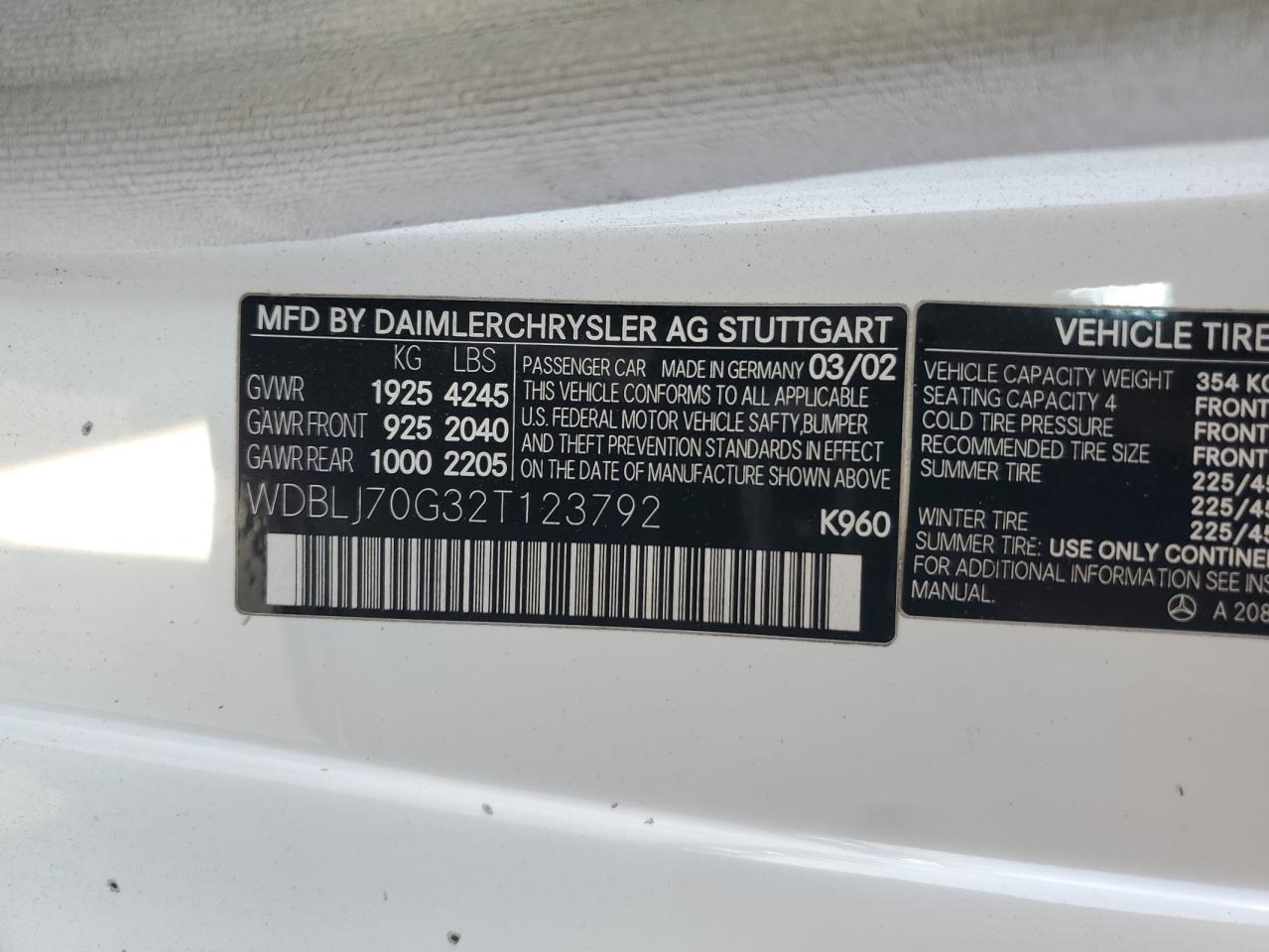 2002 Mercedes-benz Clk 430 White vin: WDBLJ70G32T123792