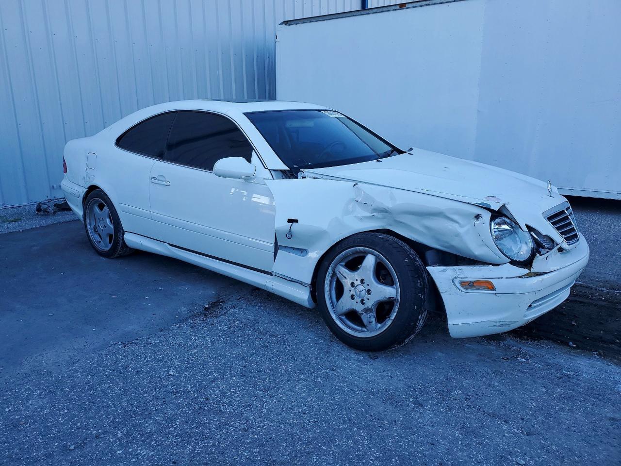 1999 Mercedes-benz Clk 430 White vin: WDBLJ70G4XF100267