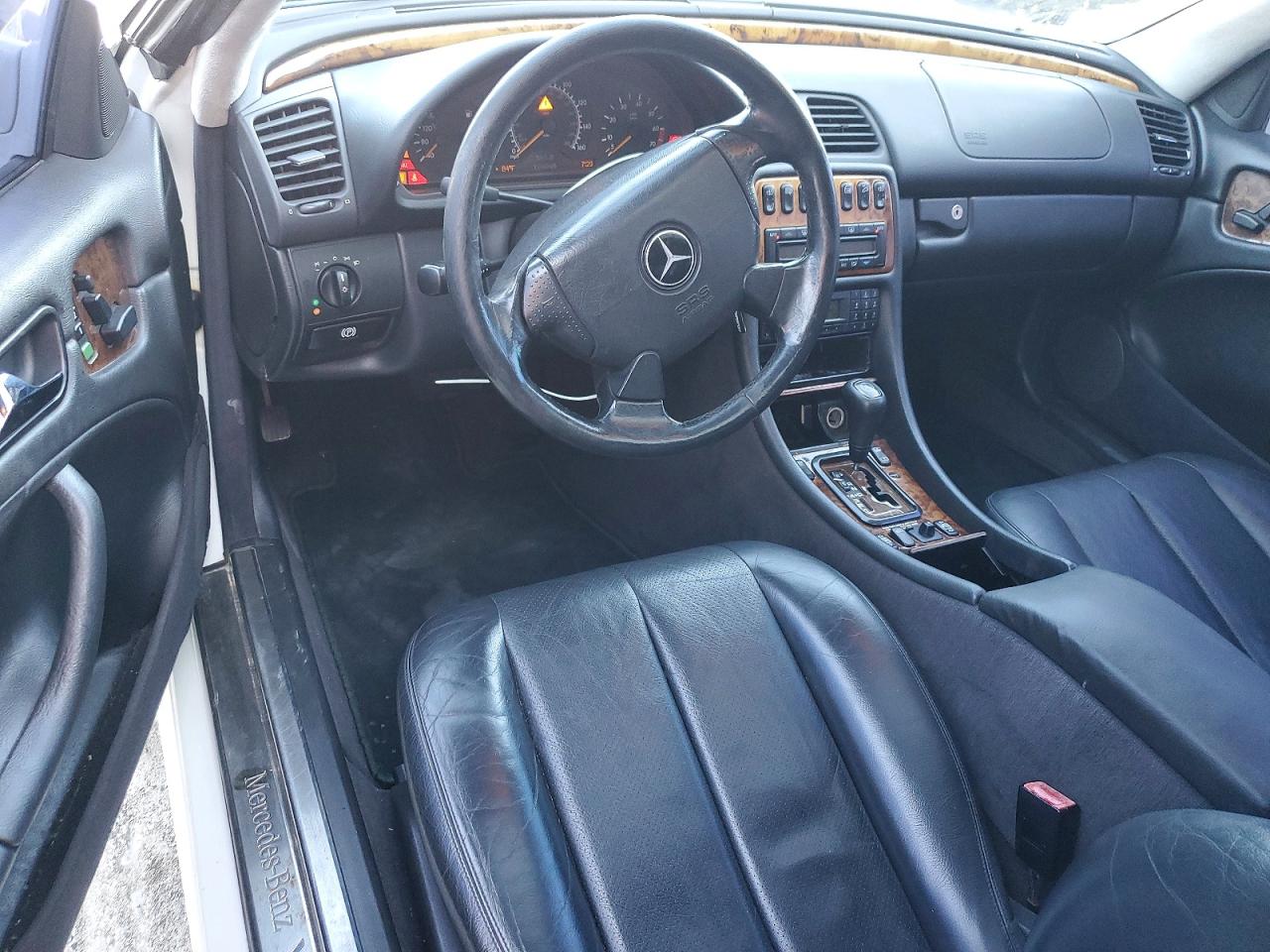 1999 Mercedes-benz Clk 430 White vin: WDBLJ70G4XF100267