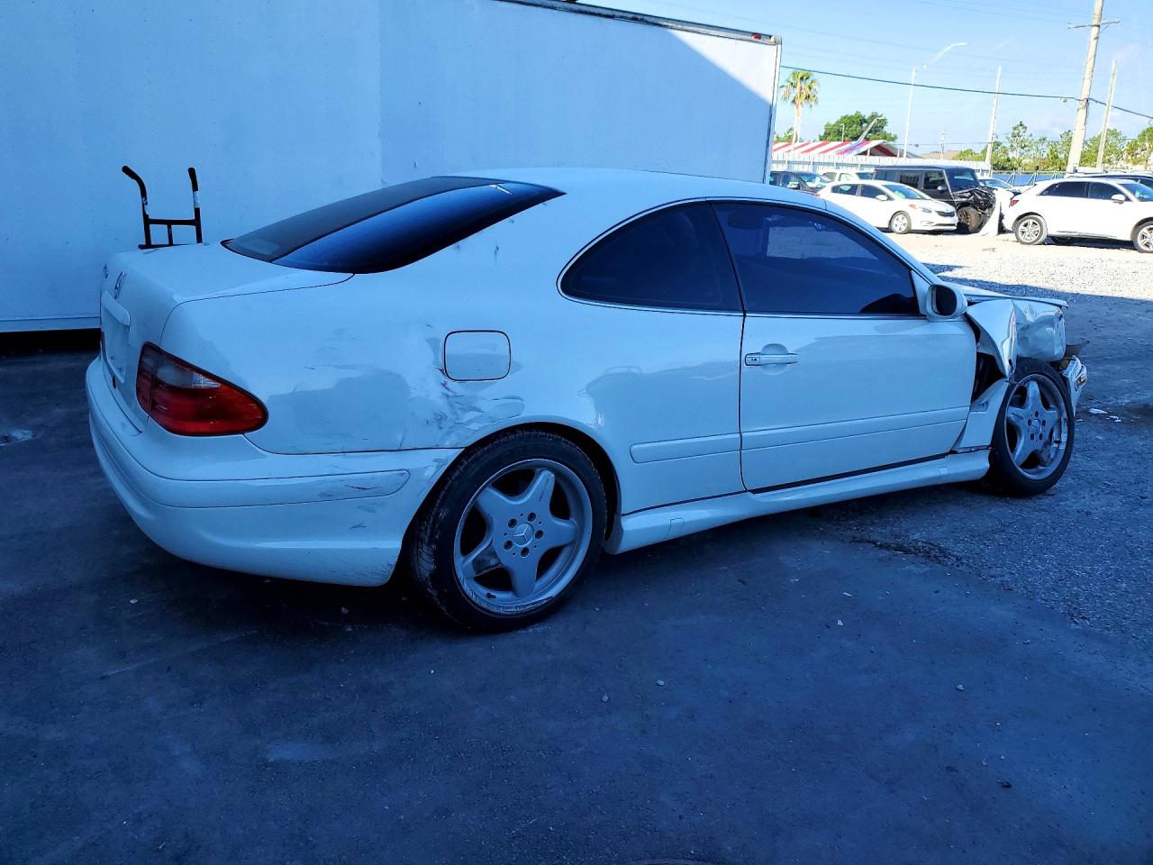 1999 Mercedes-benz Clk 430 White vin: WDBLJ70G4XF100267