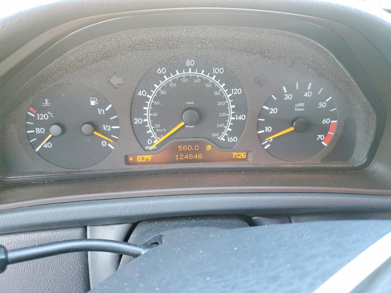 1999 Mercedes-benz Clk 430 White vin: WDBLJ70G4XF100267