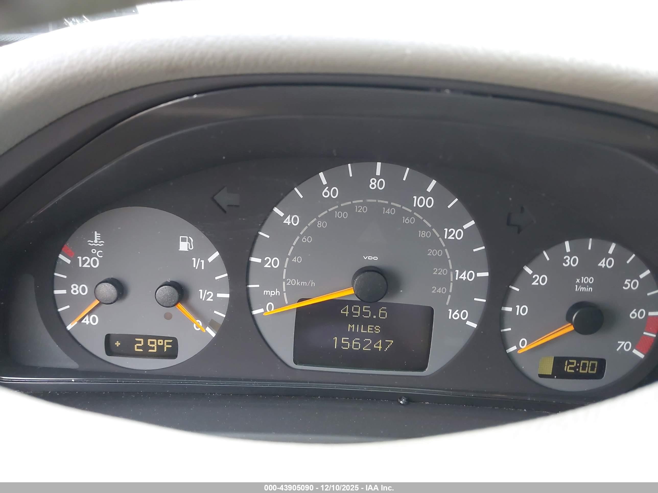2002 Mercedes-benz Clk 430   Black vin: WDBLJ70G52F201746
