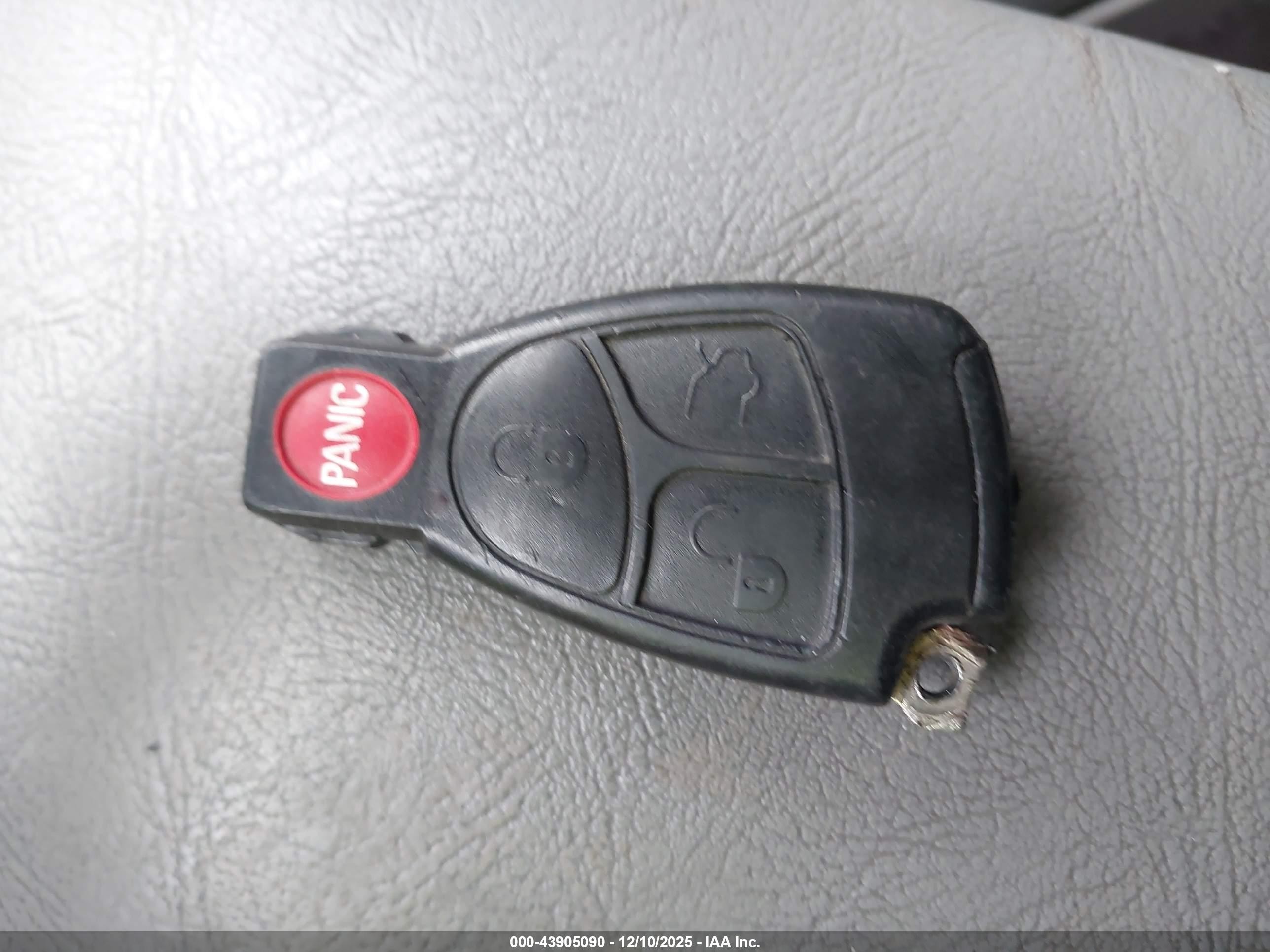 2002 Mercedes-benz Clk 430   Black vin: WDBLJ70G52F201746