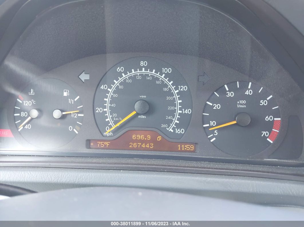1999 Mercedes-benz Clk 430 Silver vin: WDBLJ70G7XF062419