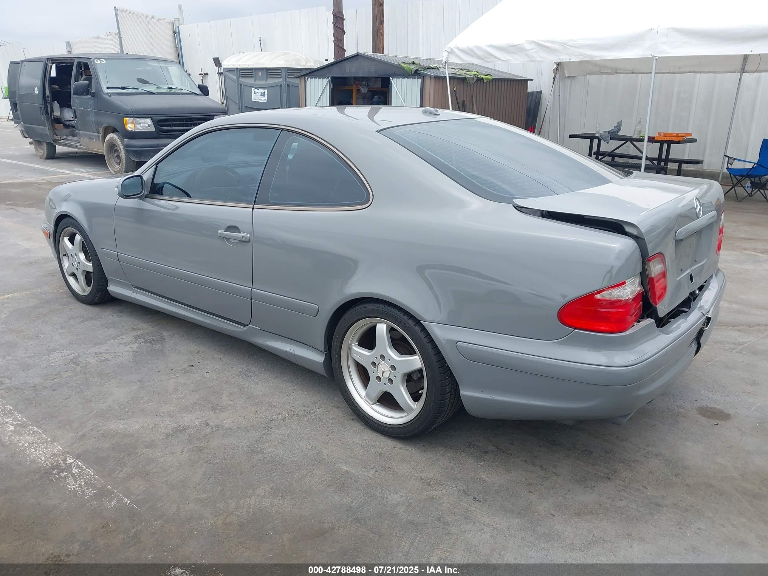 2002 Mercedes-benz Clk 430   Gray vin: WDBLJ70G82T096105