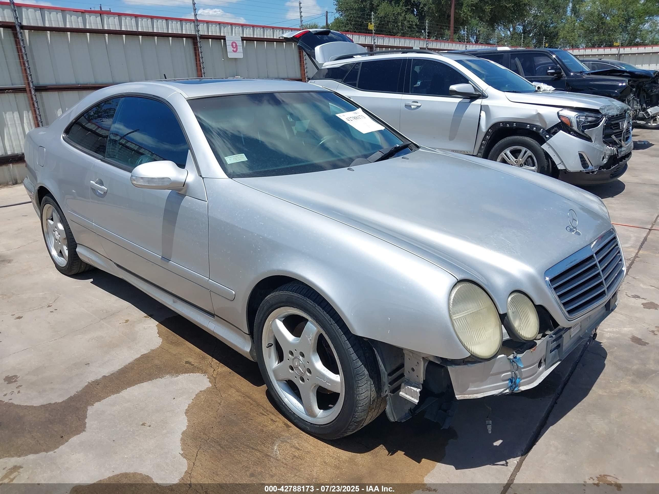 2002 Mercedes-benz Clk 430   Серебряный vin: WDBLJ70G92T123831